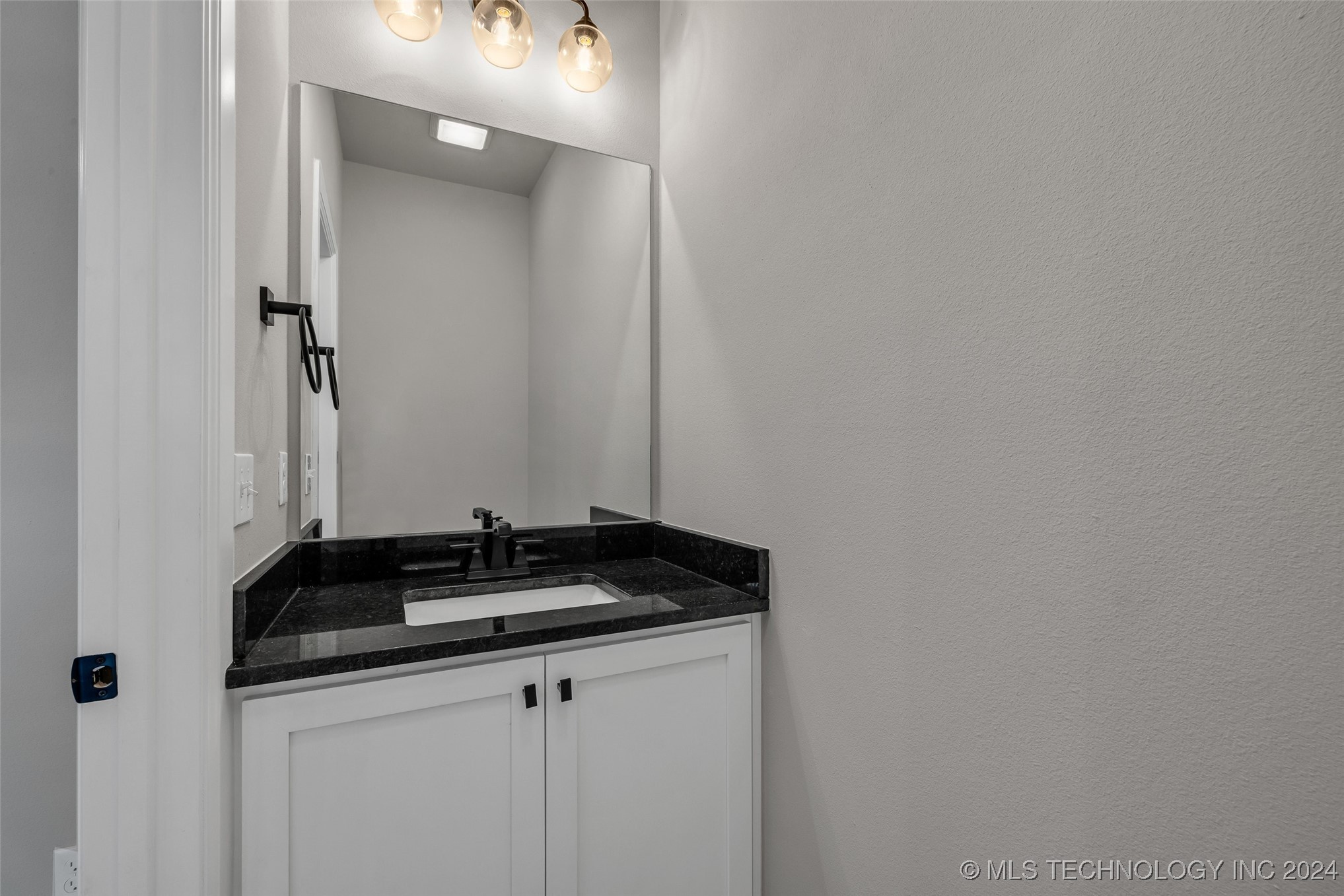 138 Pelican Point Place