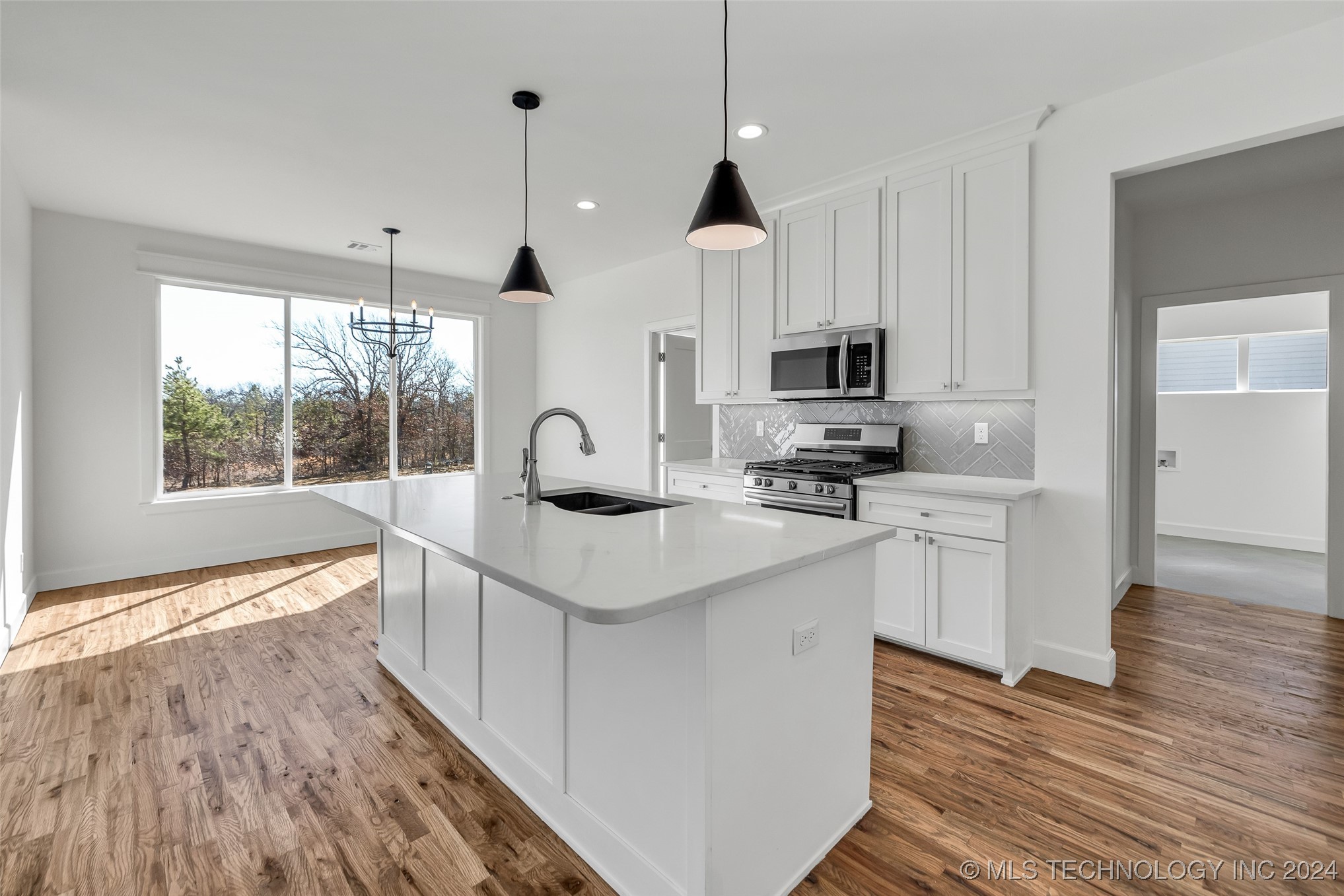 108 Pelican Point Place