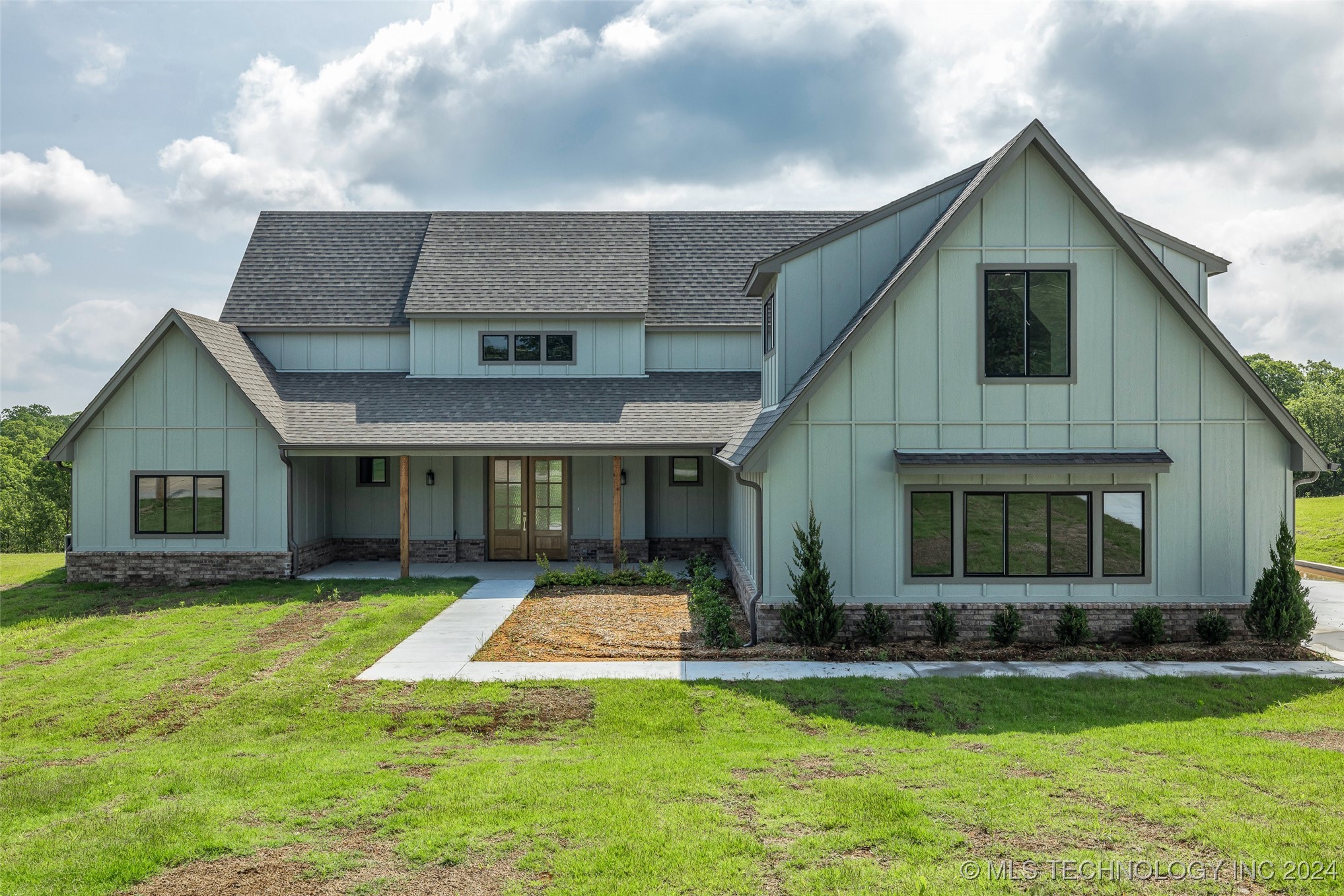 108 Pelican Point Place