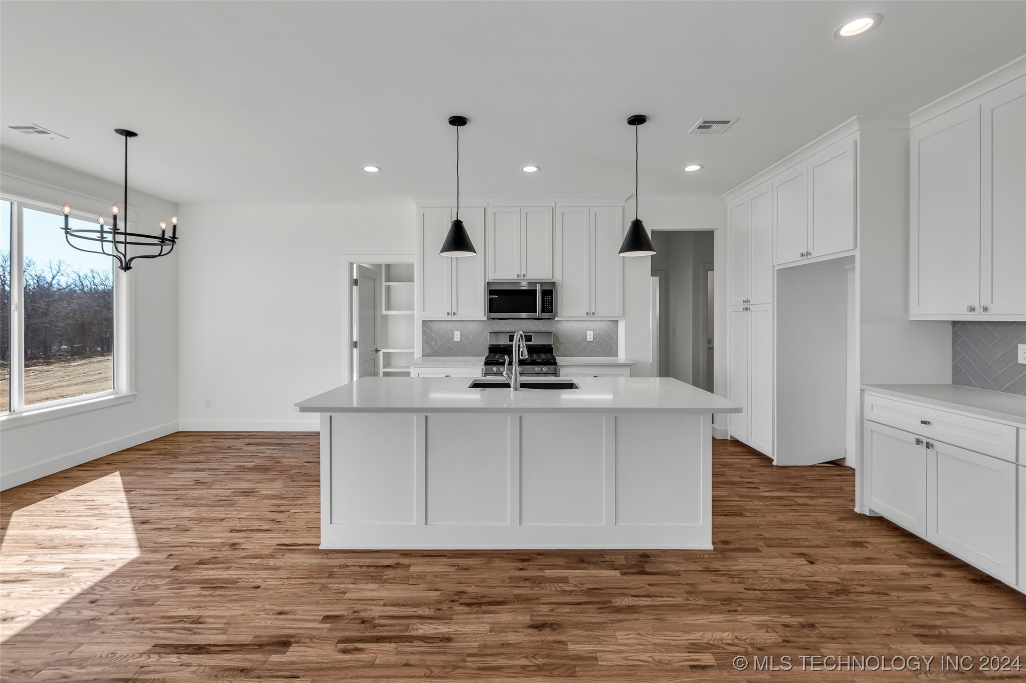 108 Pelican Point Place