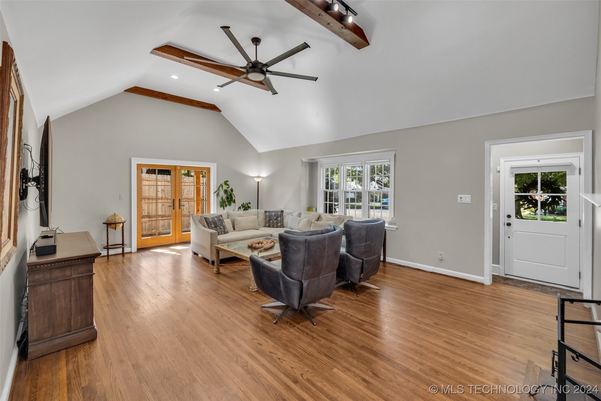 1623 S Delaware Avenue