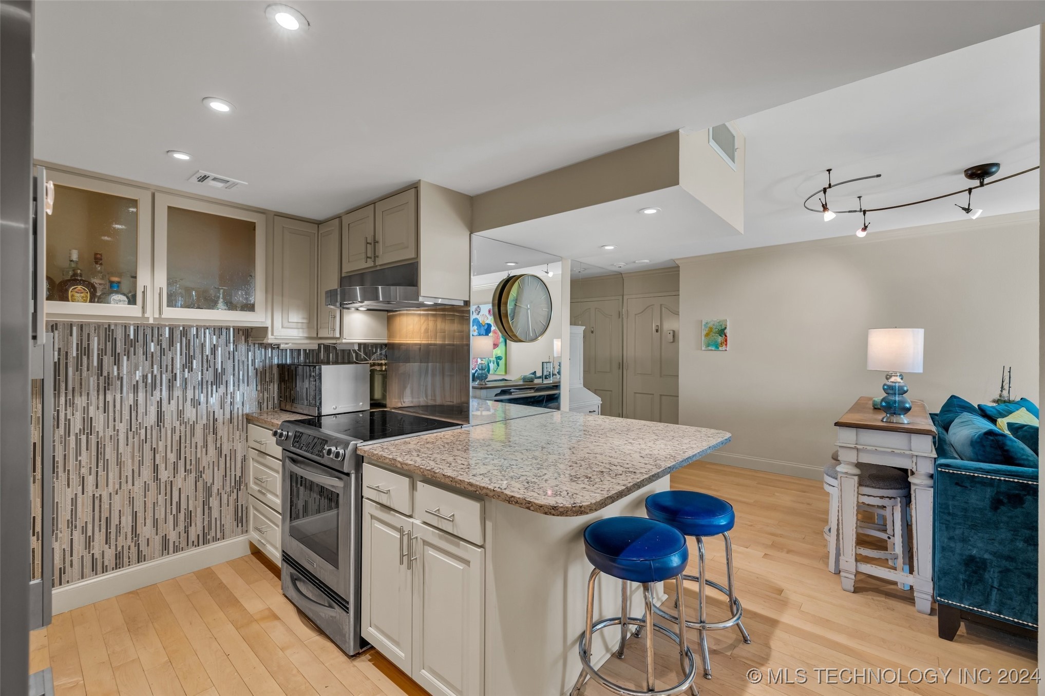 1502 S Boulder Avenue 13G