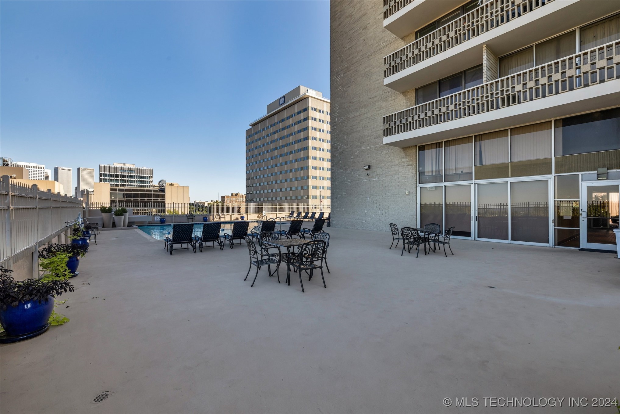 1502 S Boulder Avenue 13G