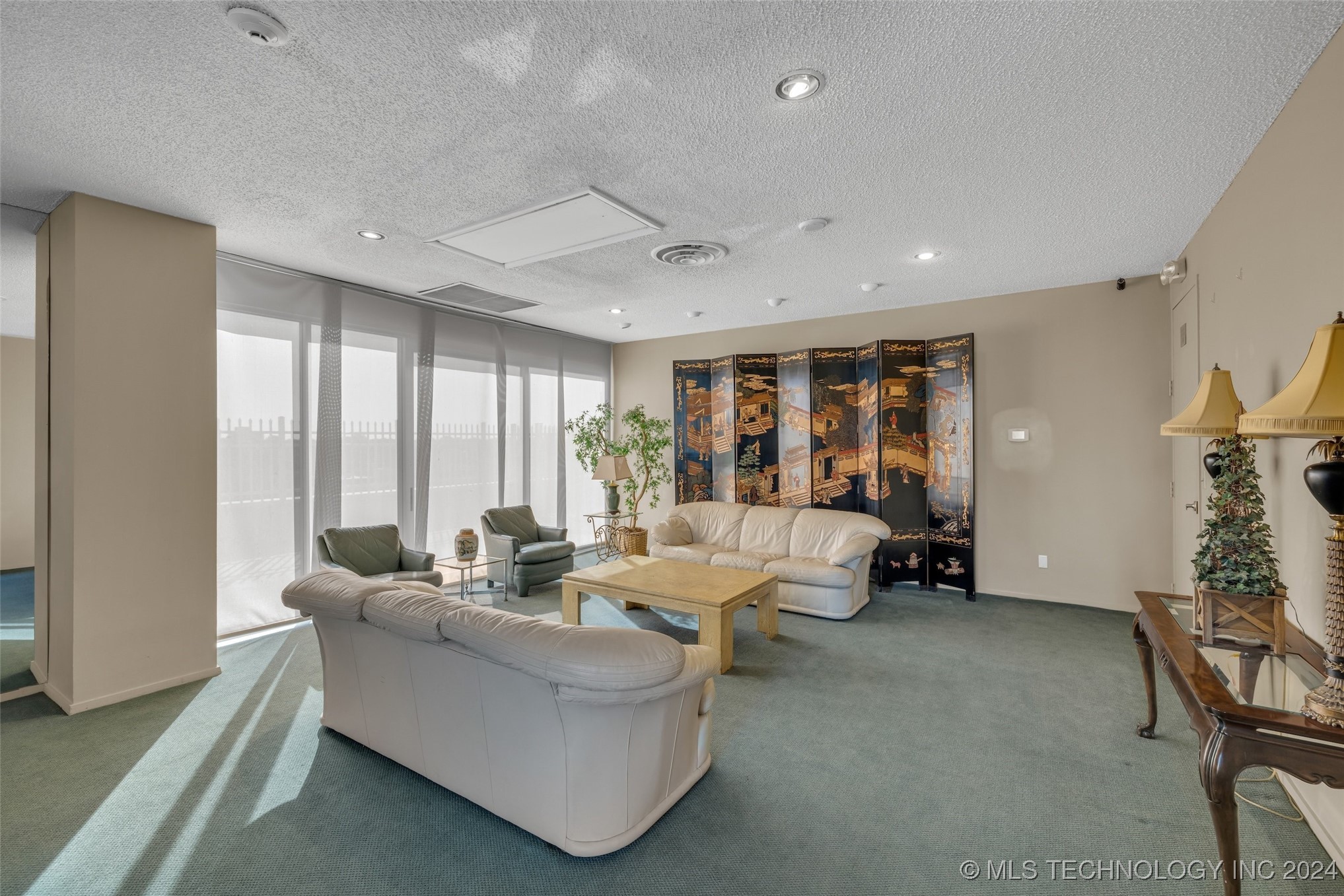 1502 S Boulder Avenue 13G