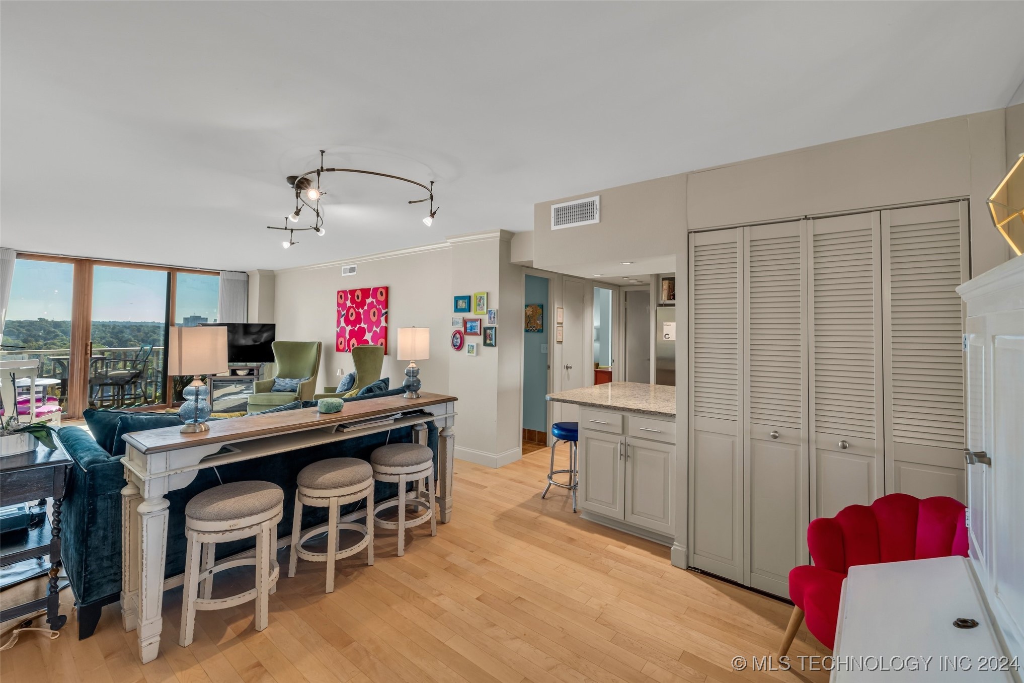 1502 S Boulder Avenue 13G