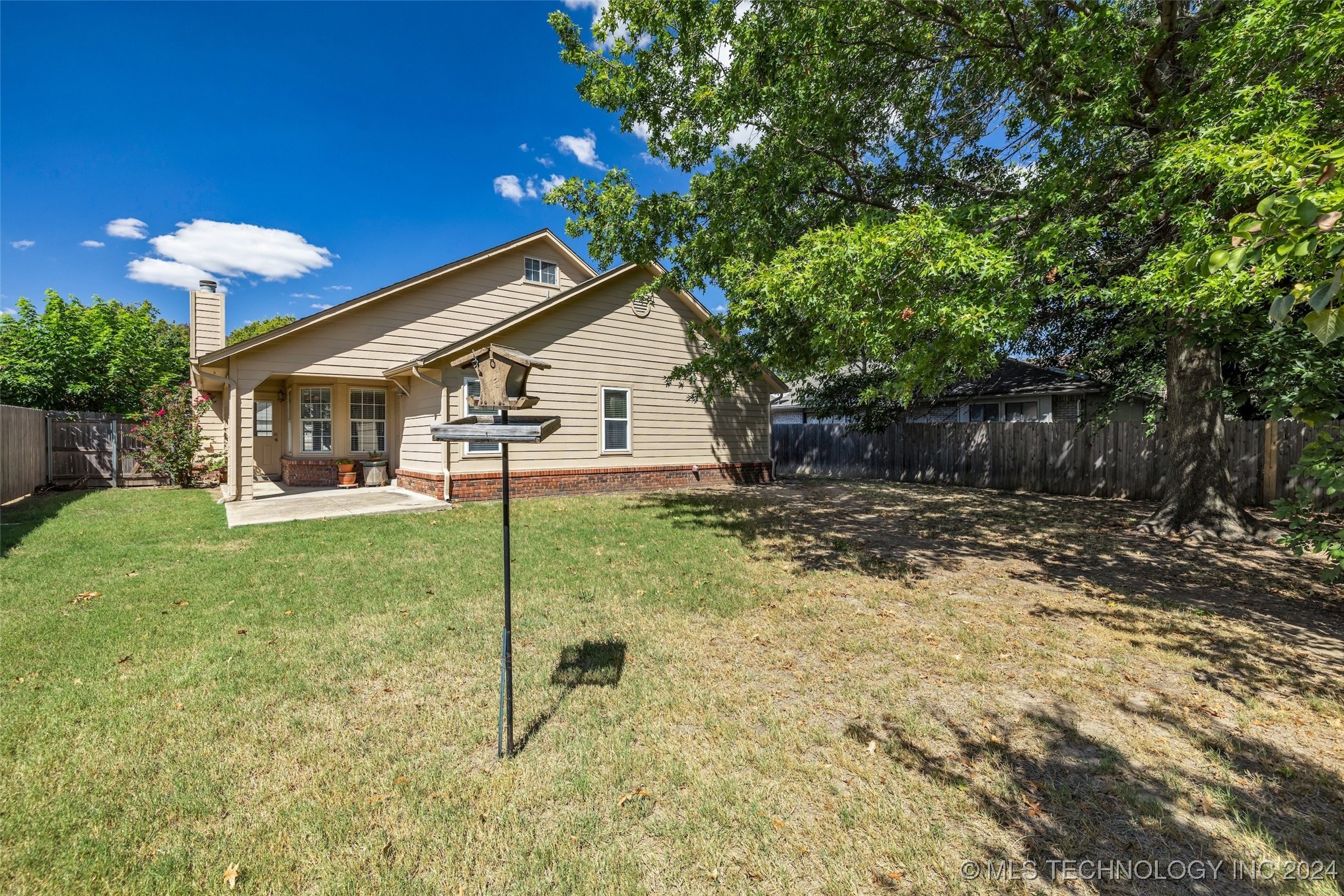 12403 E 90th Street N