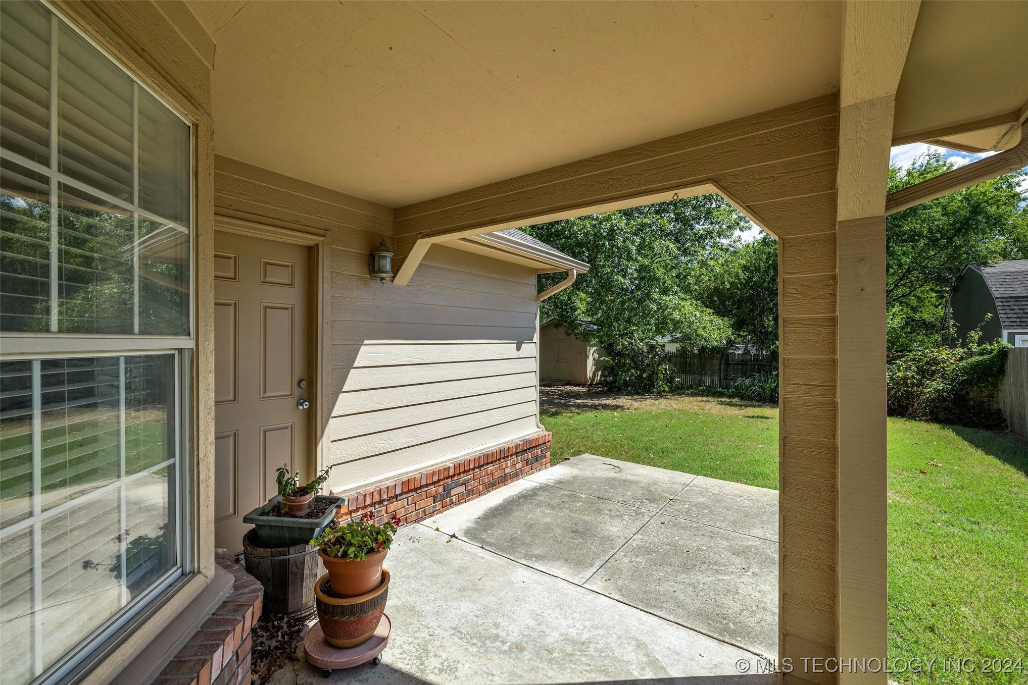 12403 E 90th Street N