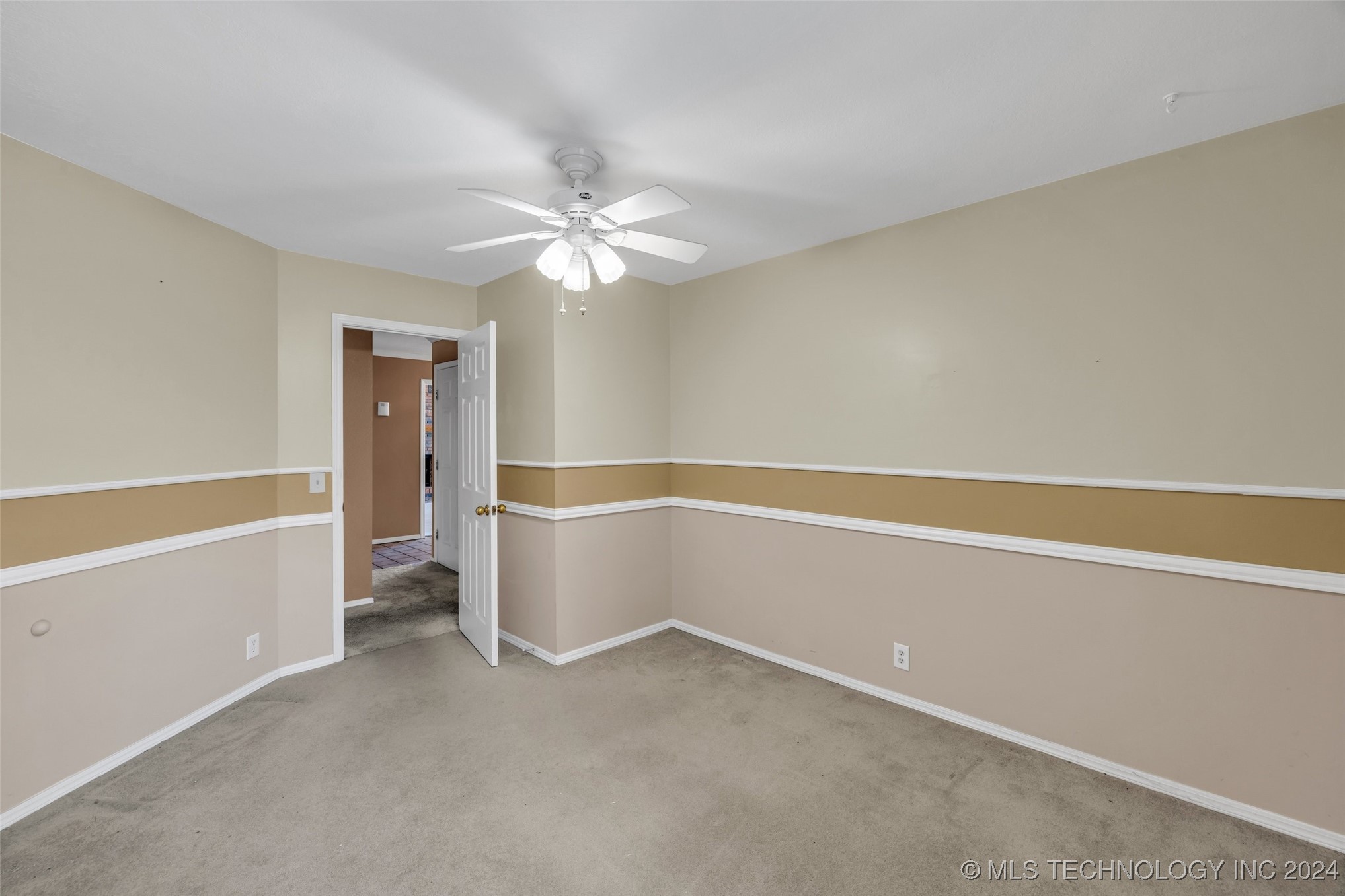 12403 E 90th Street N