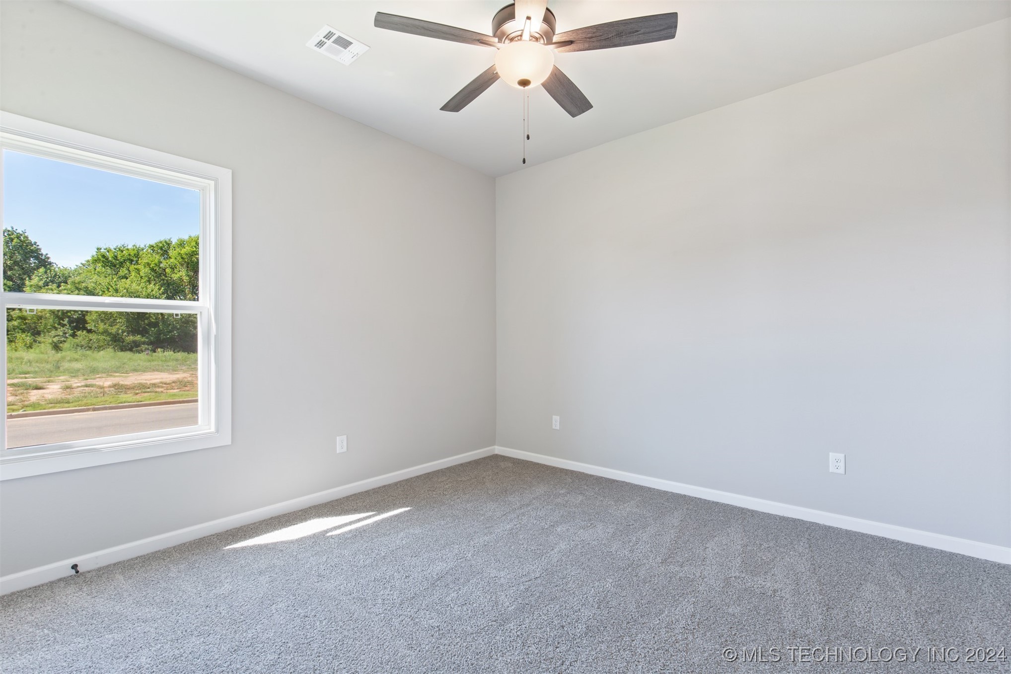 13641 S 21st Place