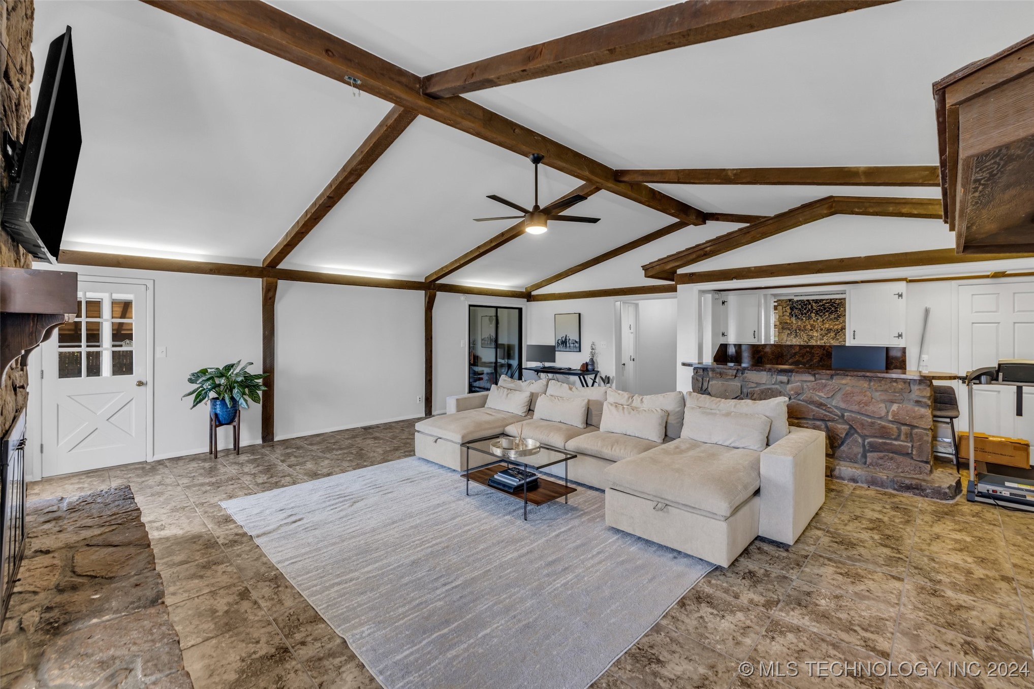 5429 S Pittsburg Avenue