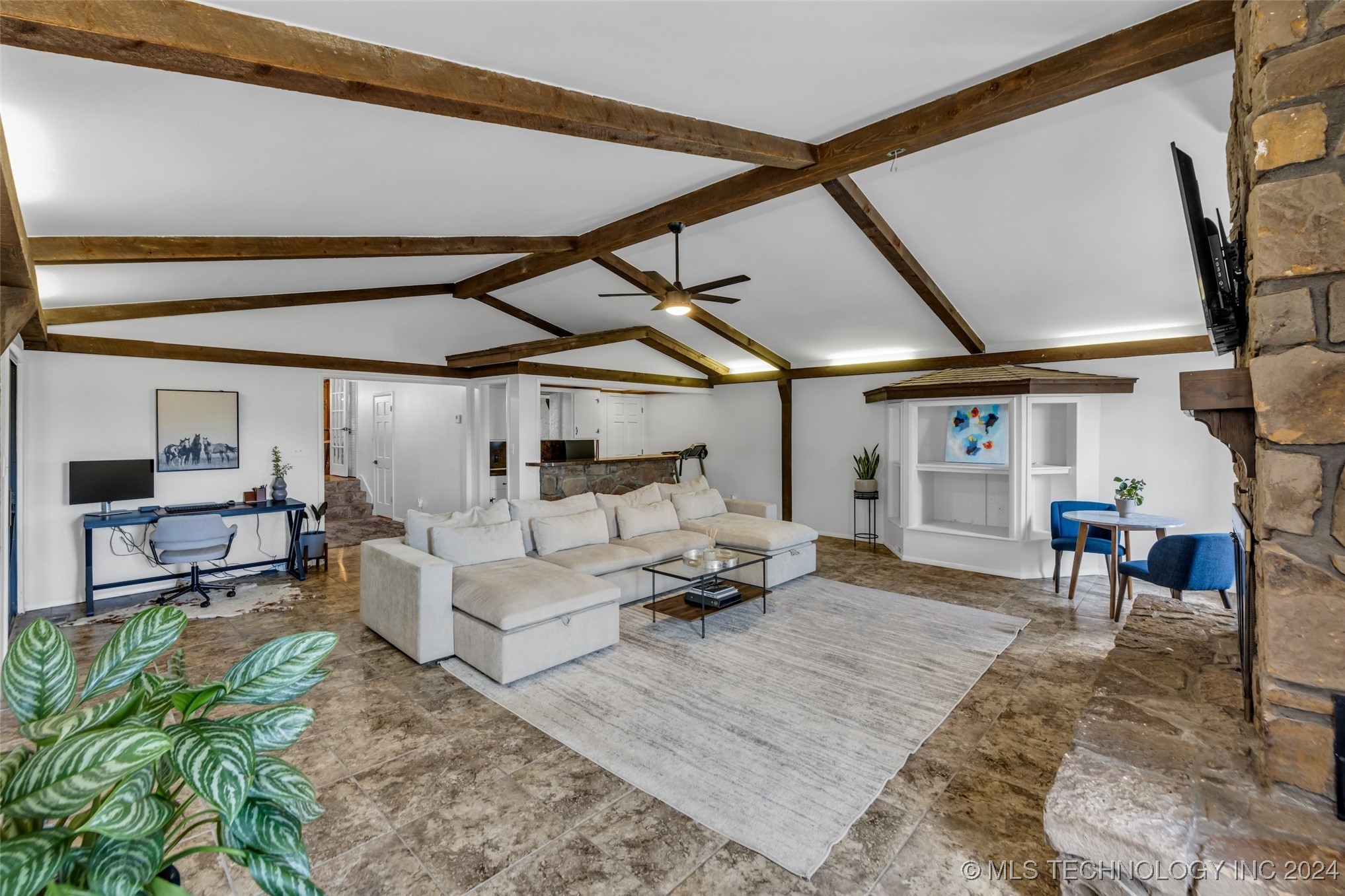 5429 S Pittsburg Avenue