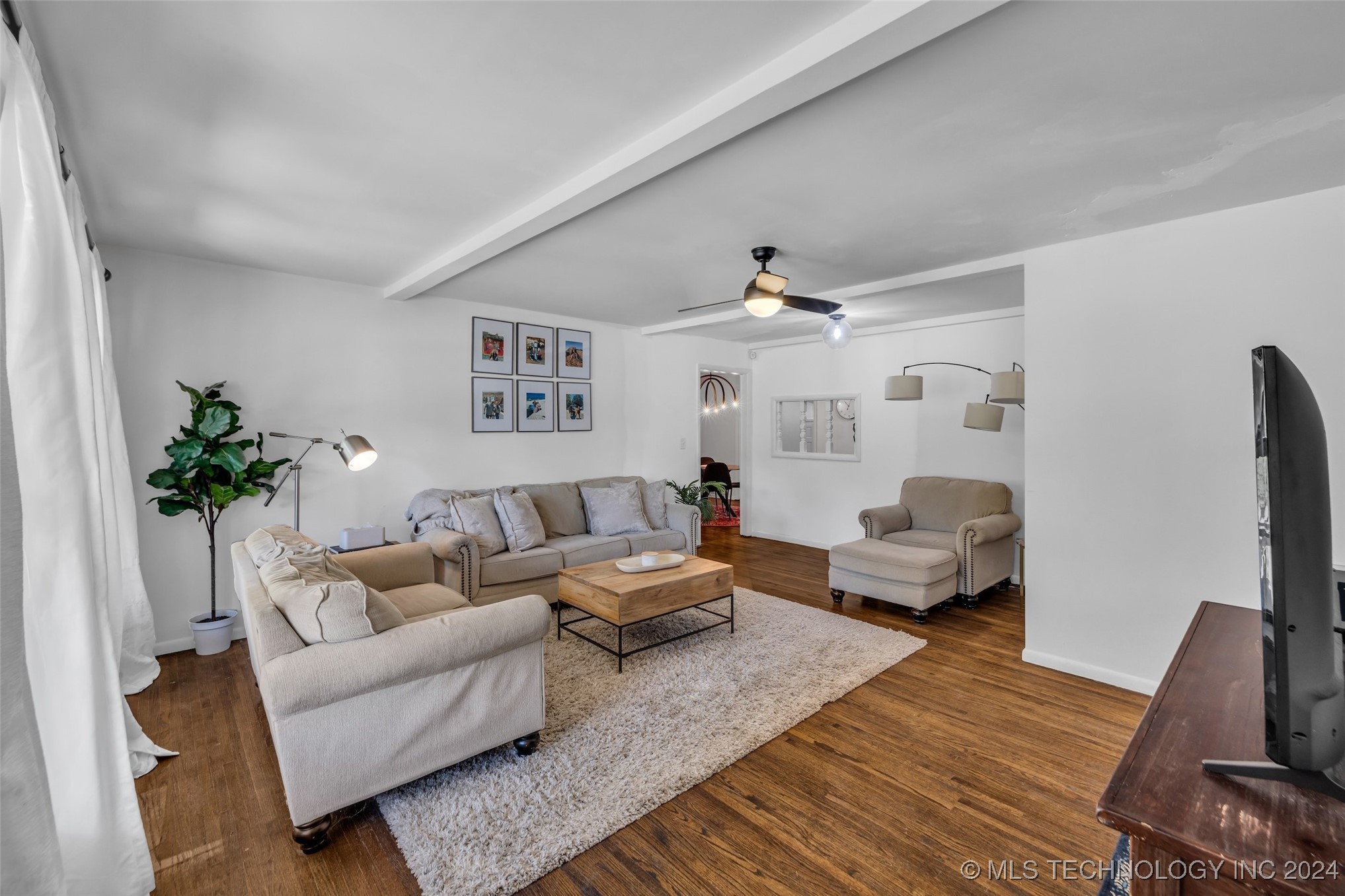 5429 S Pittsburg Avenue