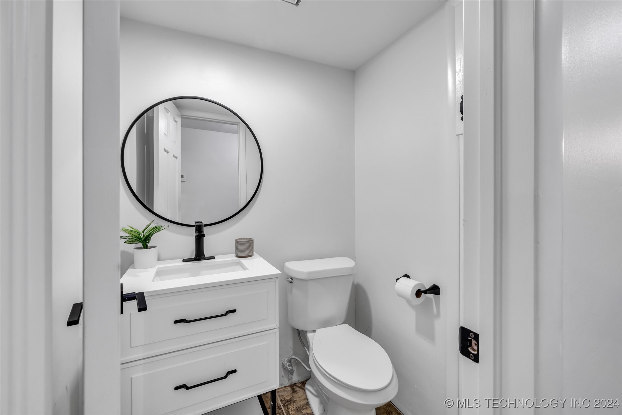 5429 S Pittsburg Avenue