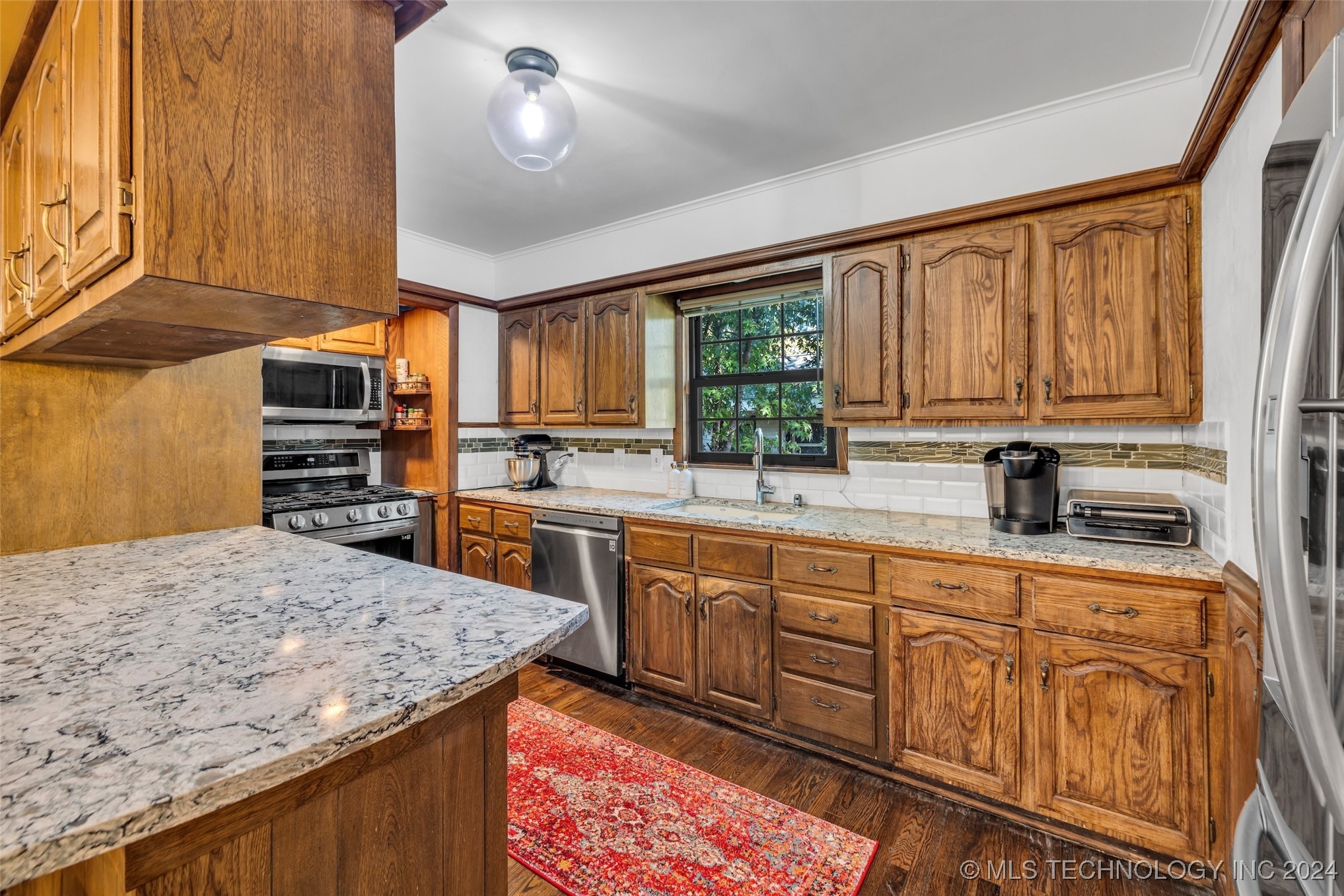 5429 S Pittsburg Avenue