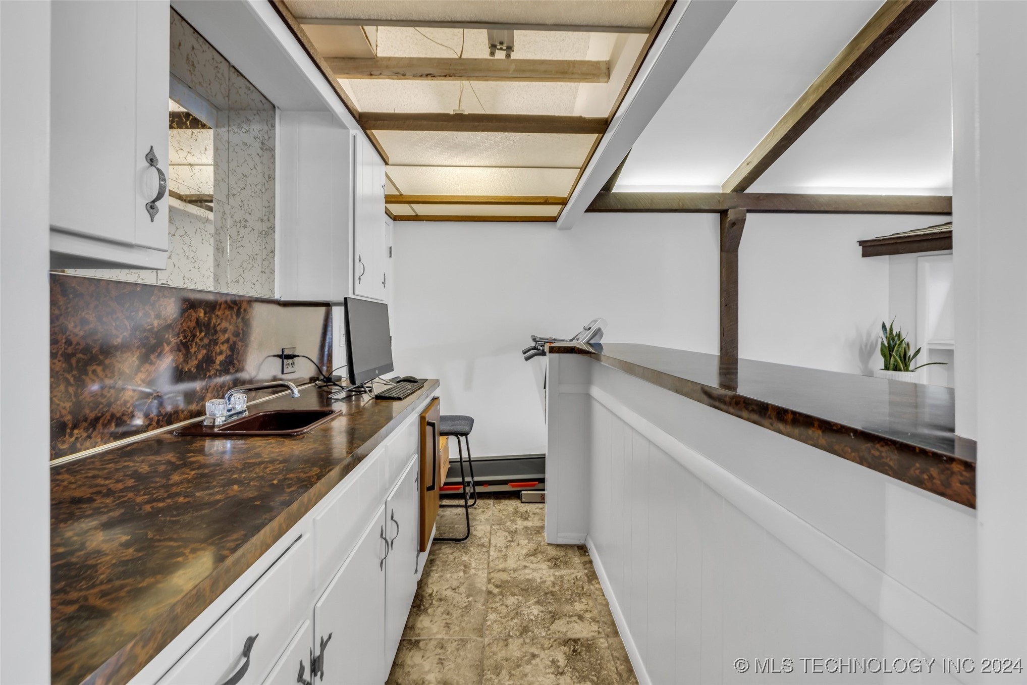 5429 S Pittsburg Avenue