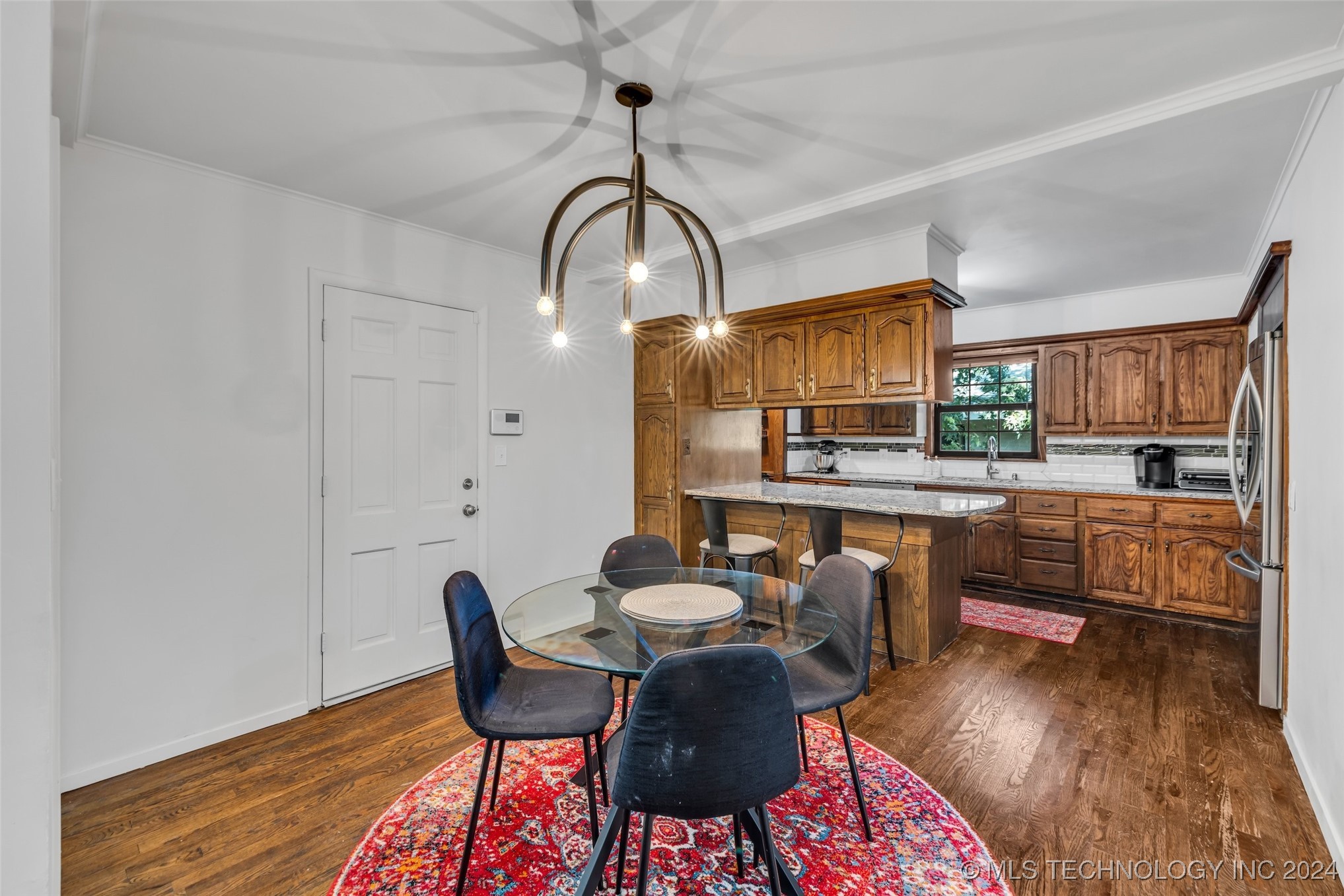 5429 S Pittsburg Avenue