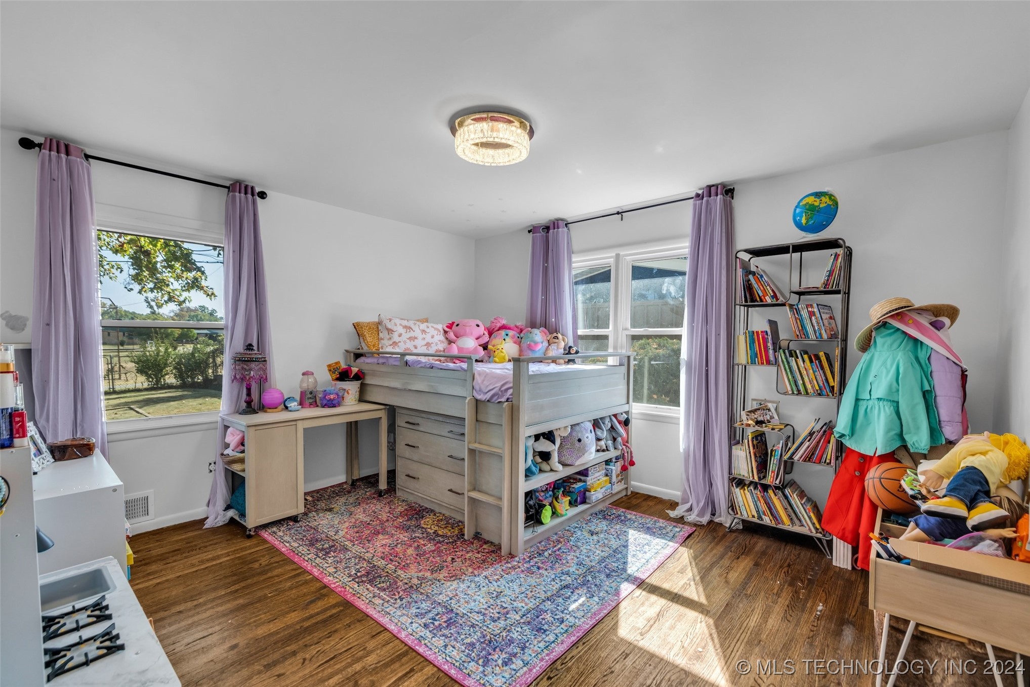 5429 S Pittsburg Avenue