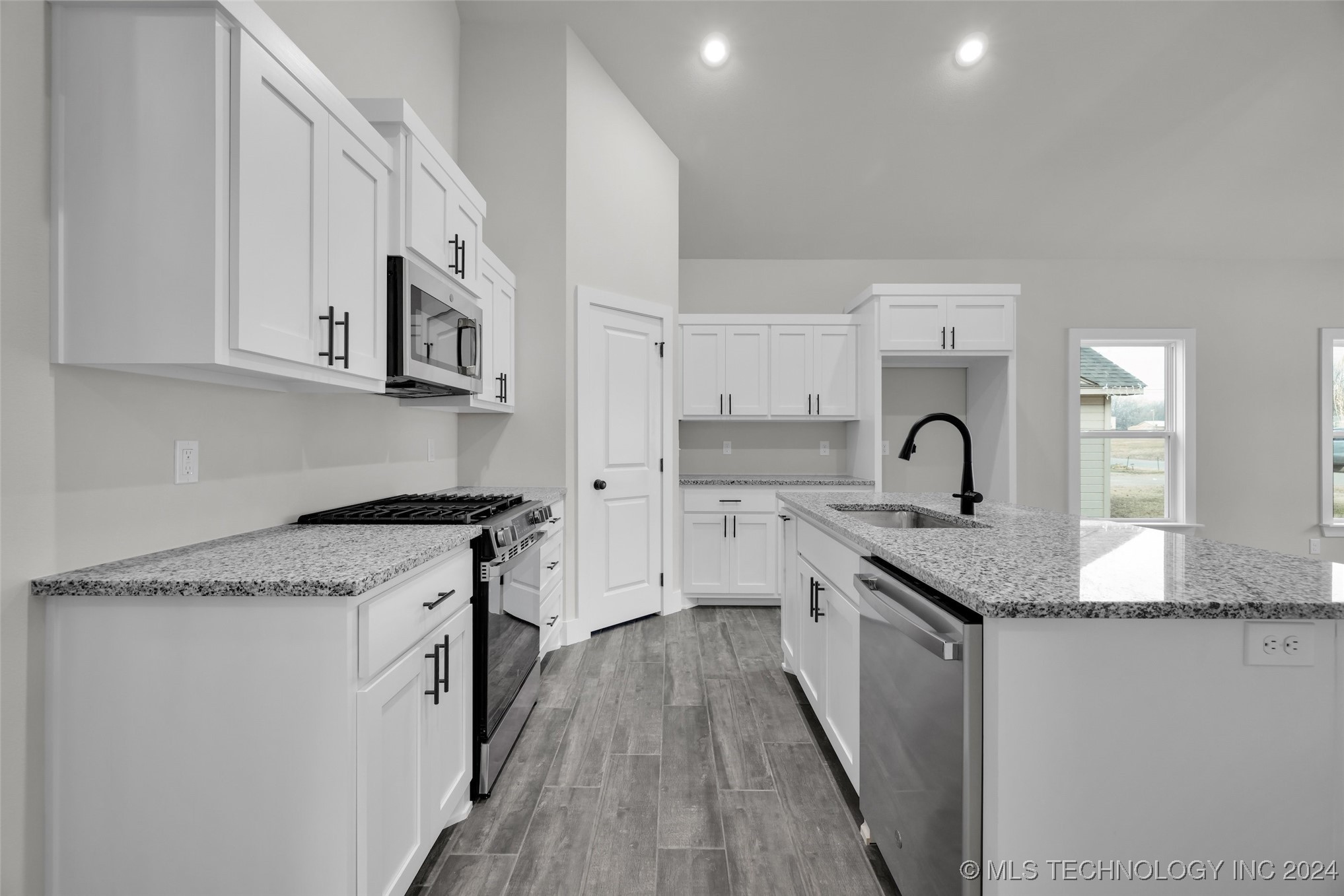 110 E Elm Street