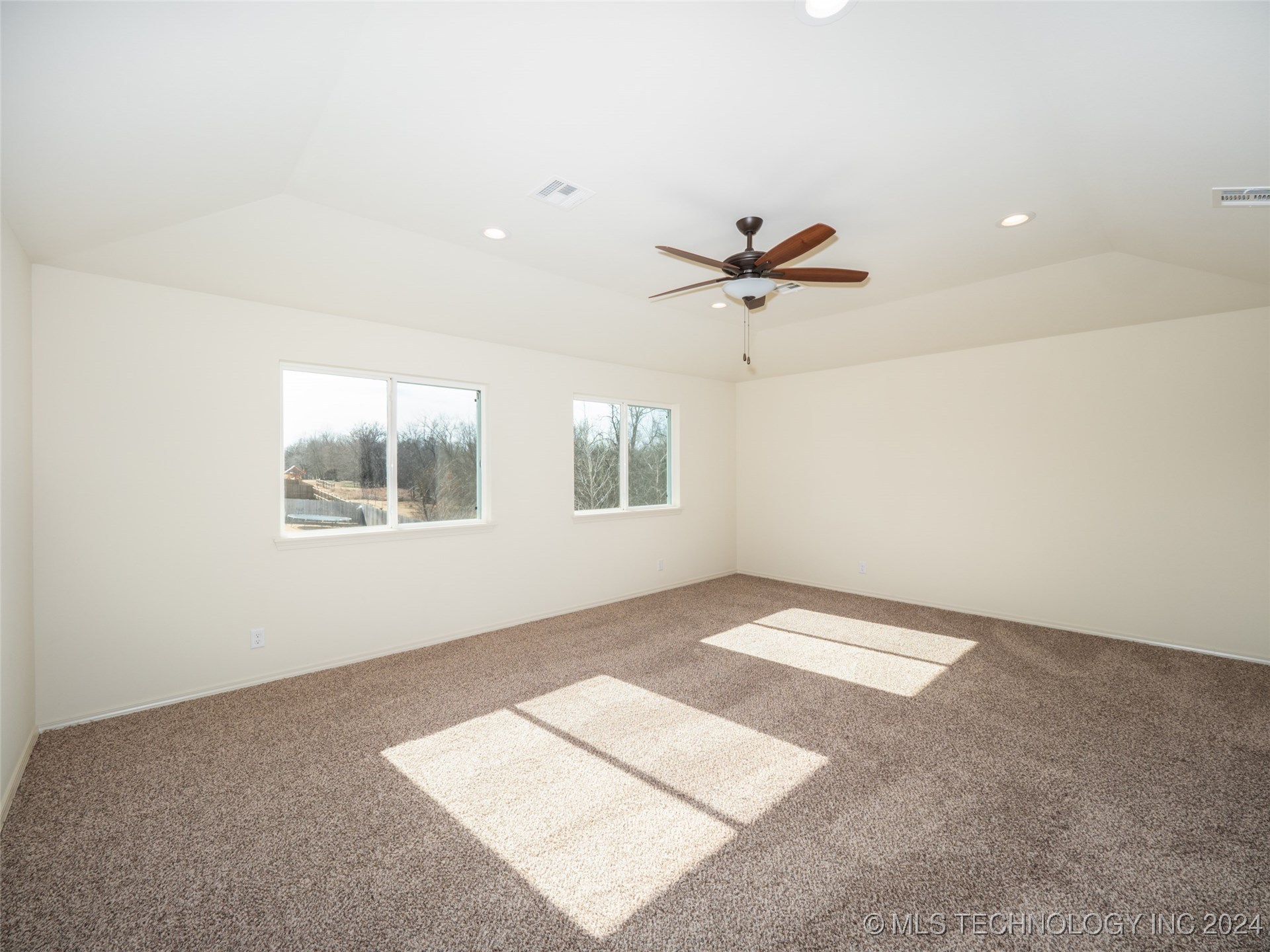 1401 E Pasadena Street