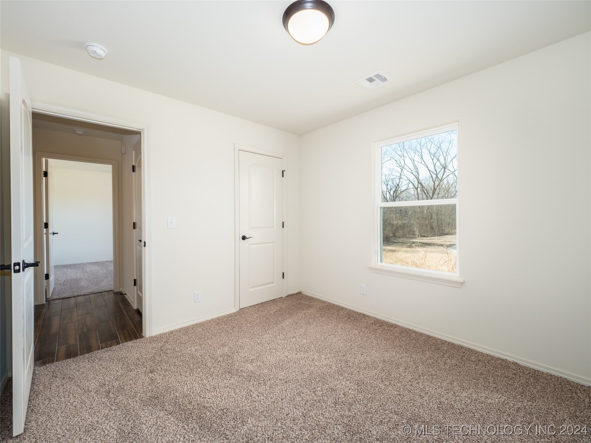 1401 E Pasadena Street