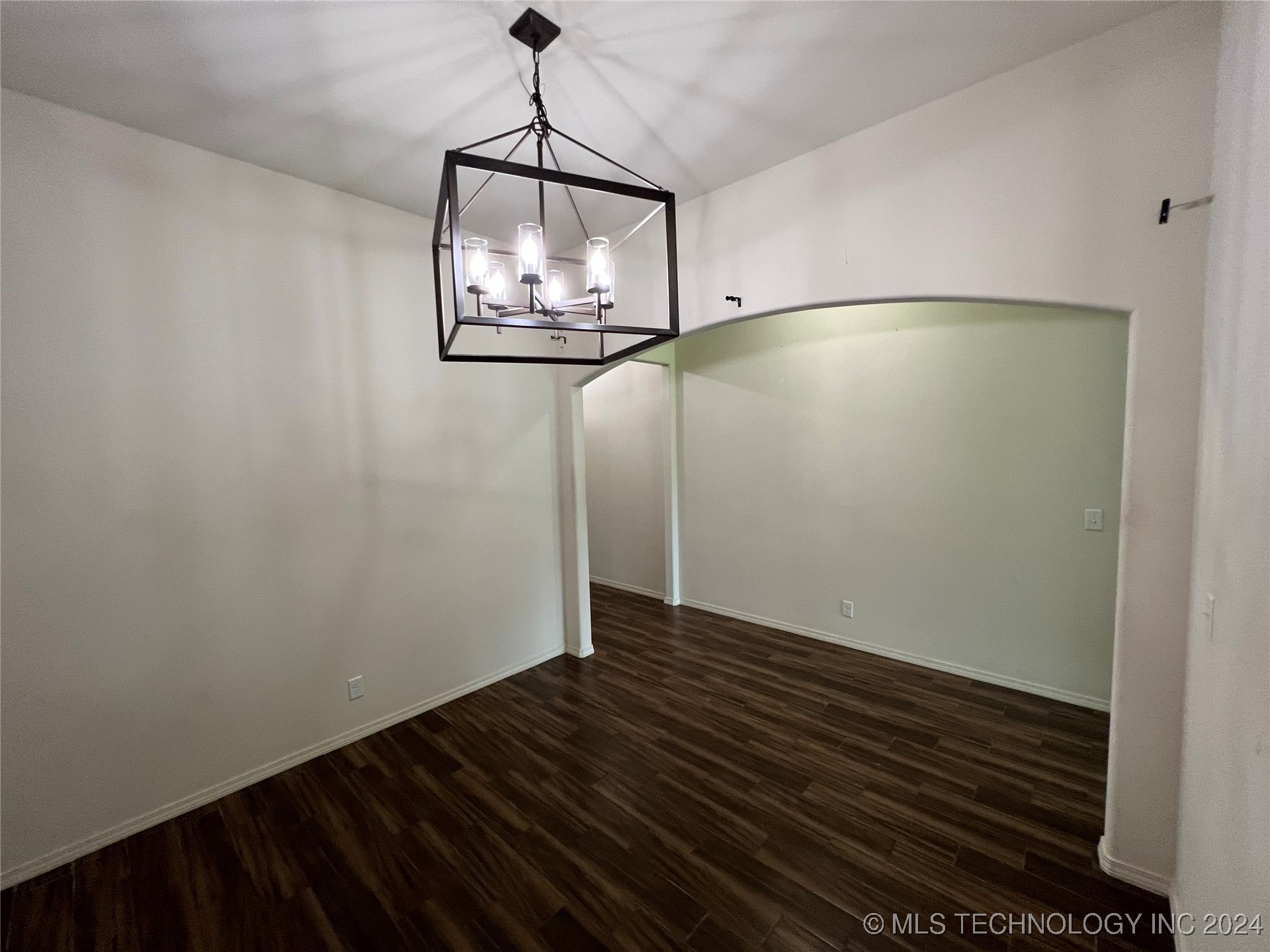 1401 E Pasadena Street