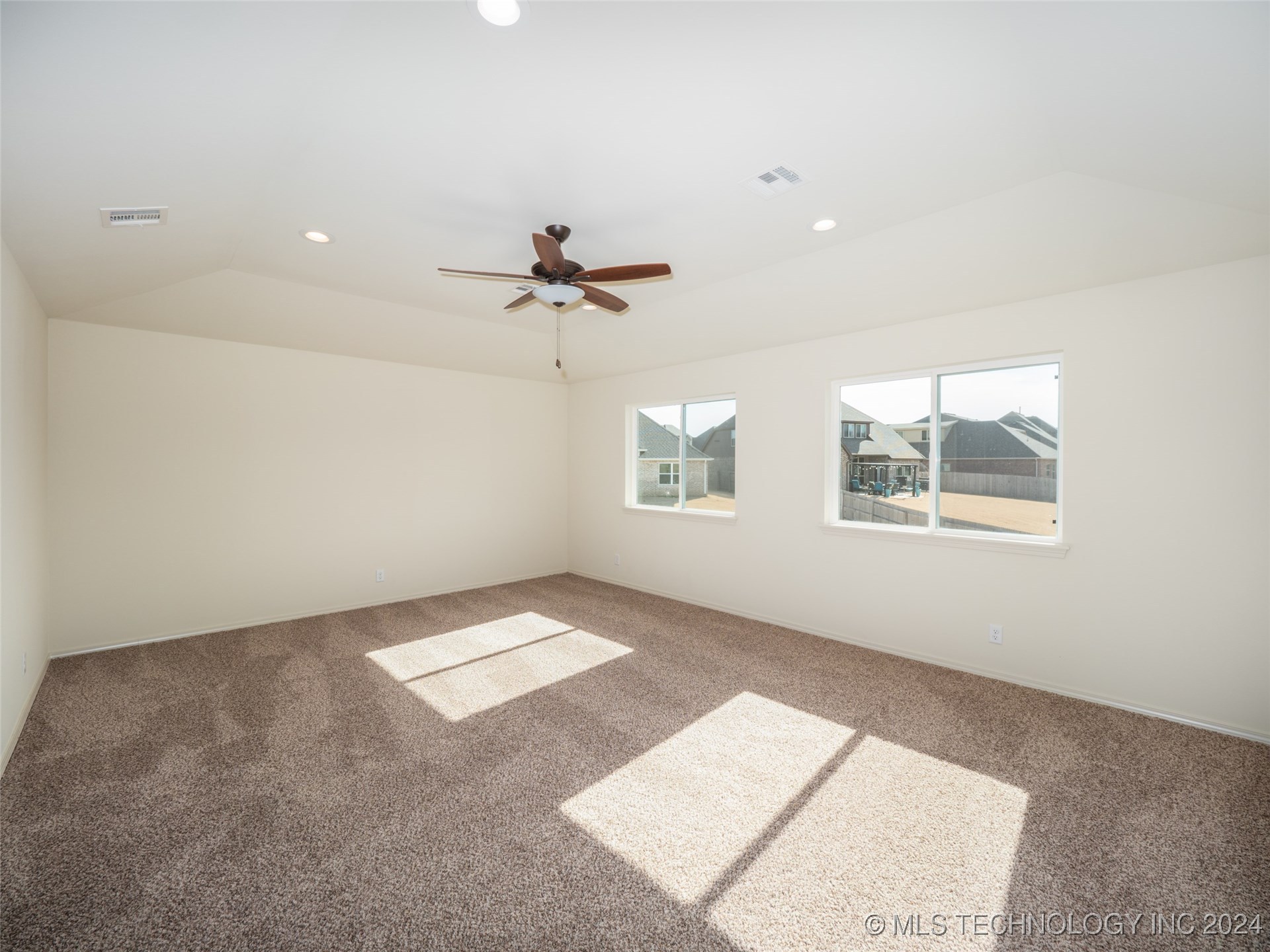 1401 E Pasadena Street