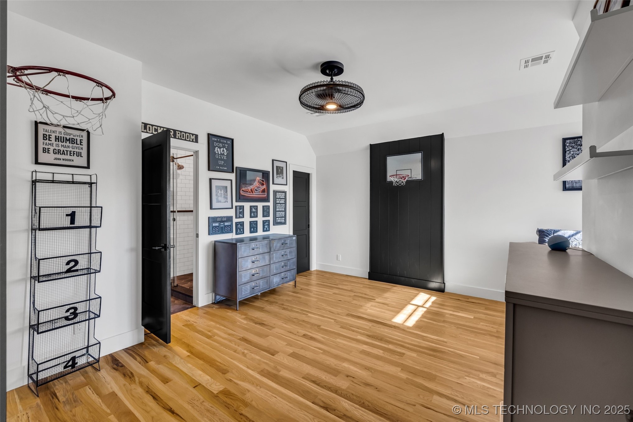 17120 E Sunset Ridge