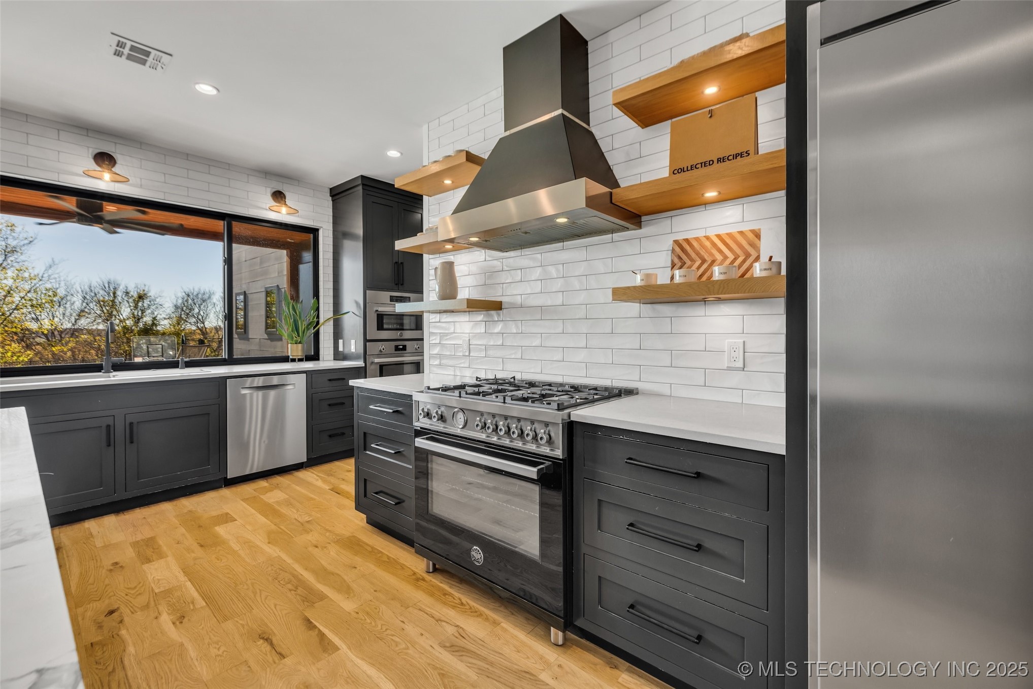17120 E Sunset Ridge