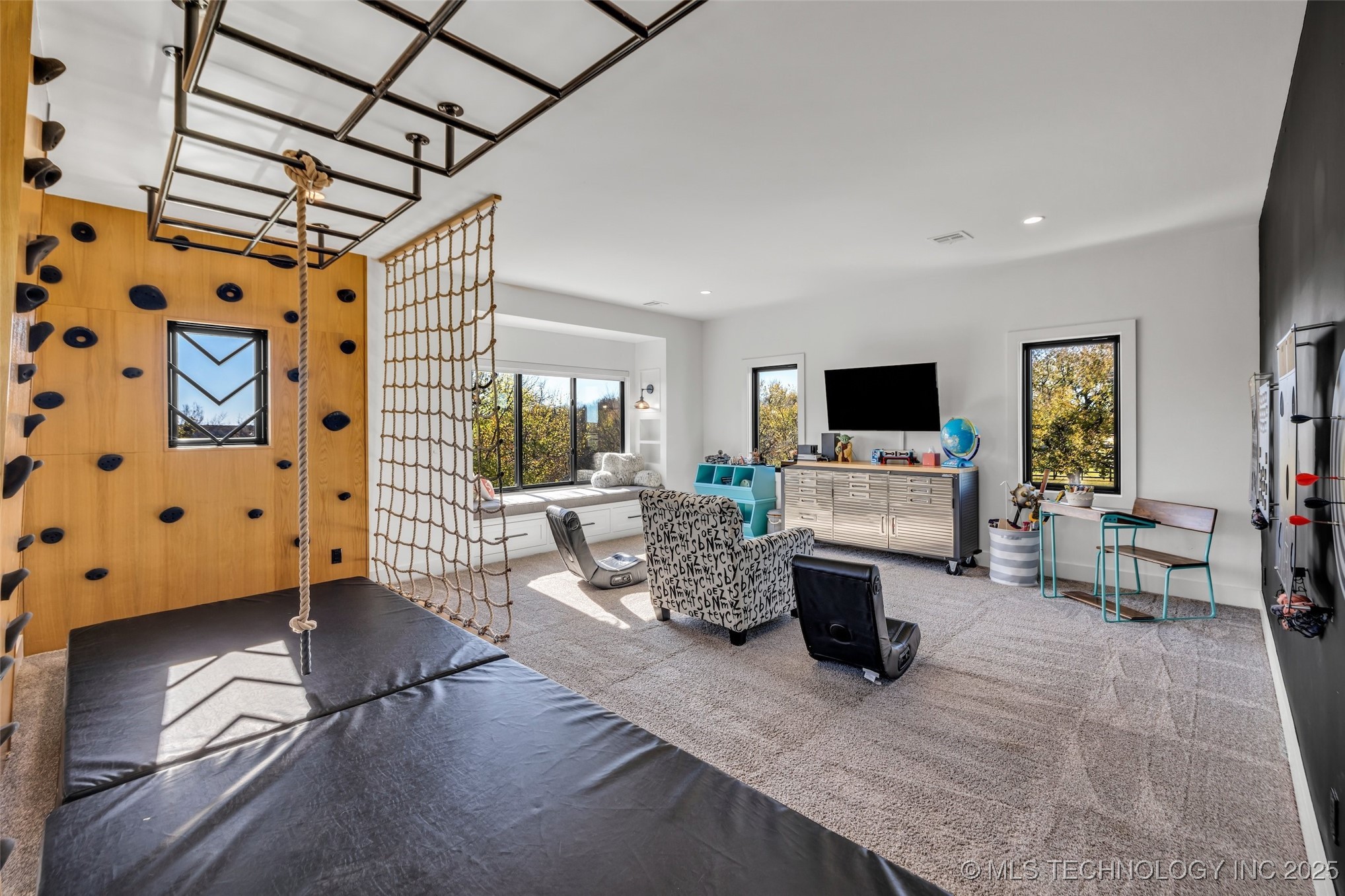 17120 E Sunset Ridge