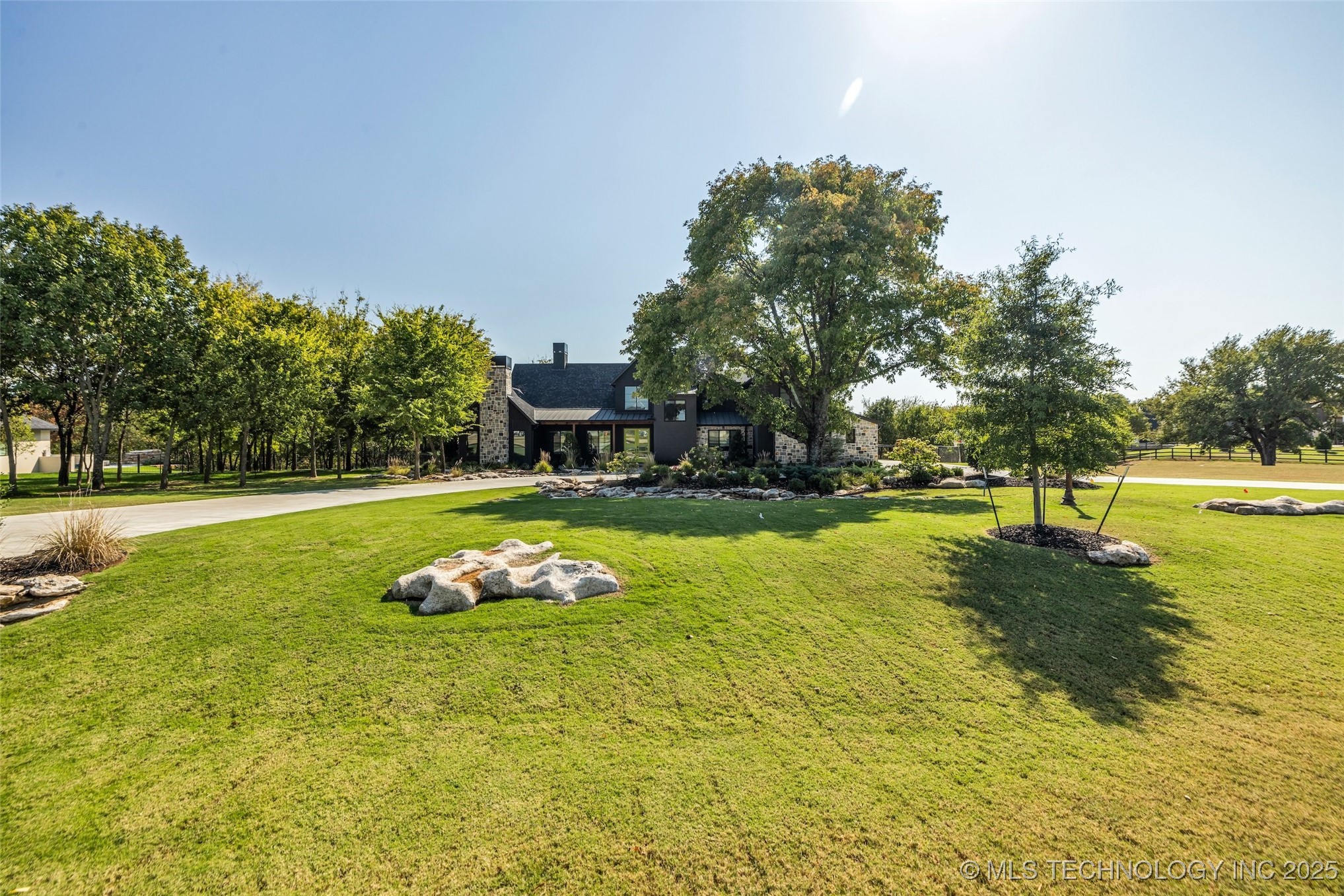 17120 E Sunset Ridge