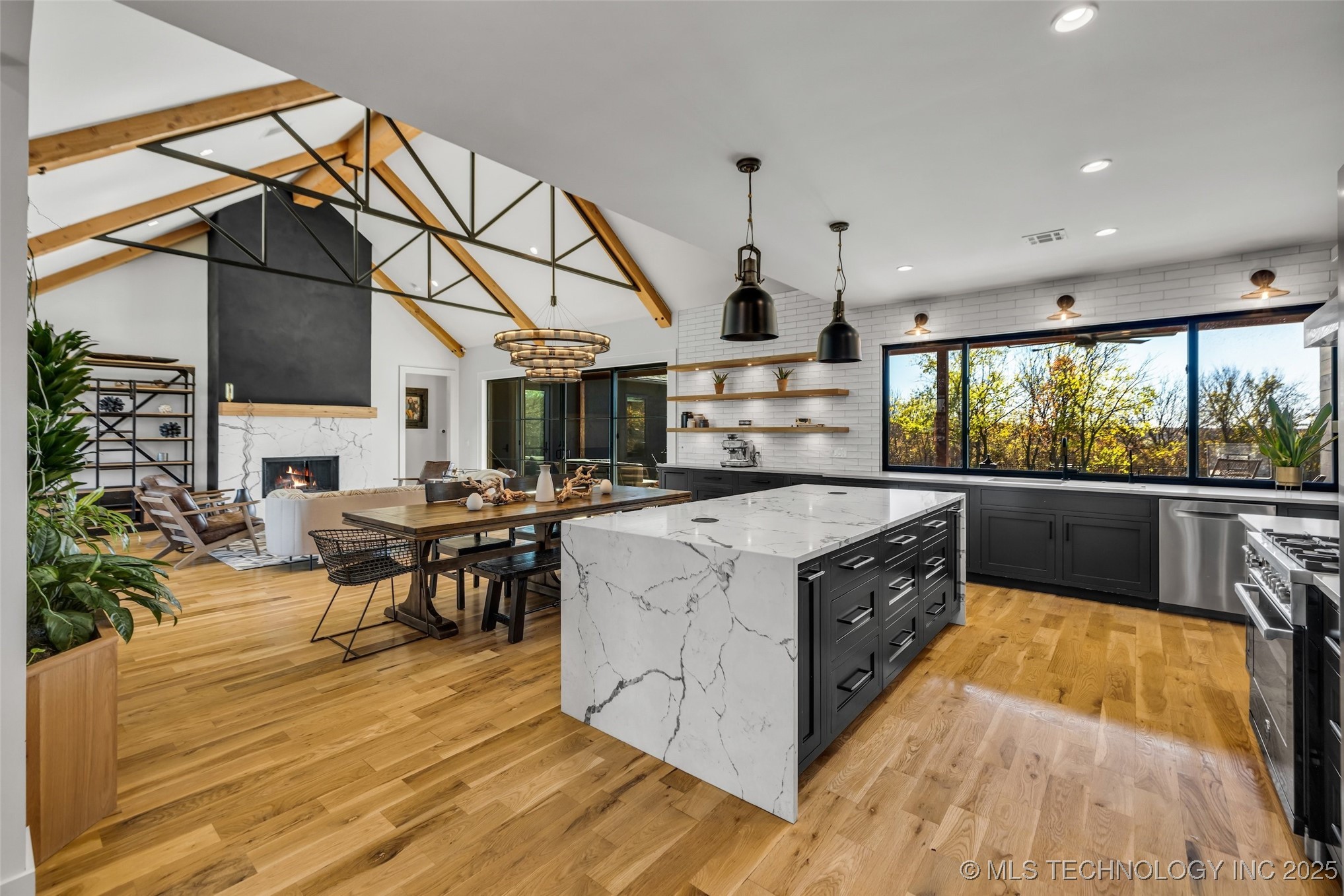 17120 E Sunset Ridge