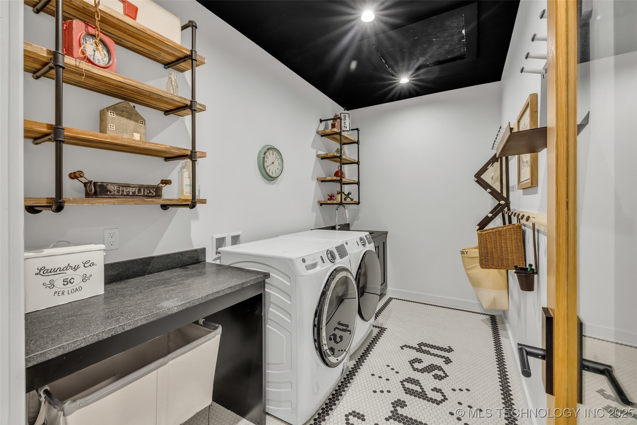 17120 E Sunset Ridge