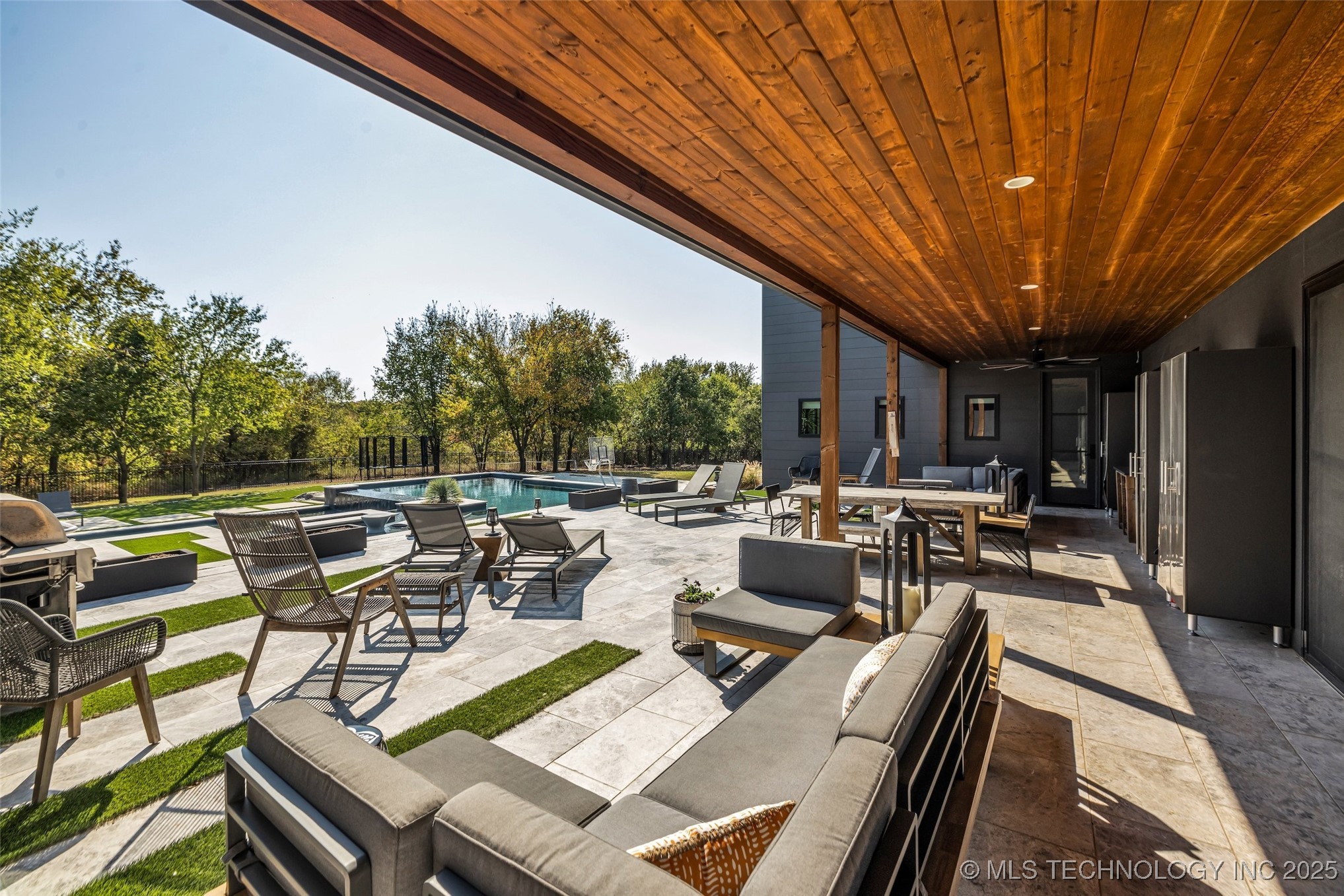 17120 E Sunset Ridge