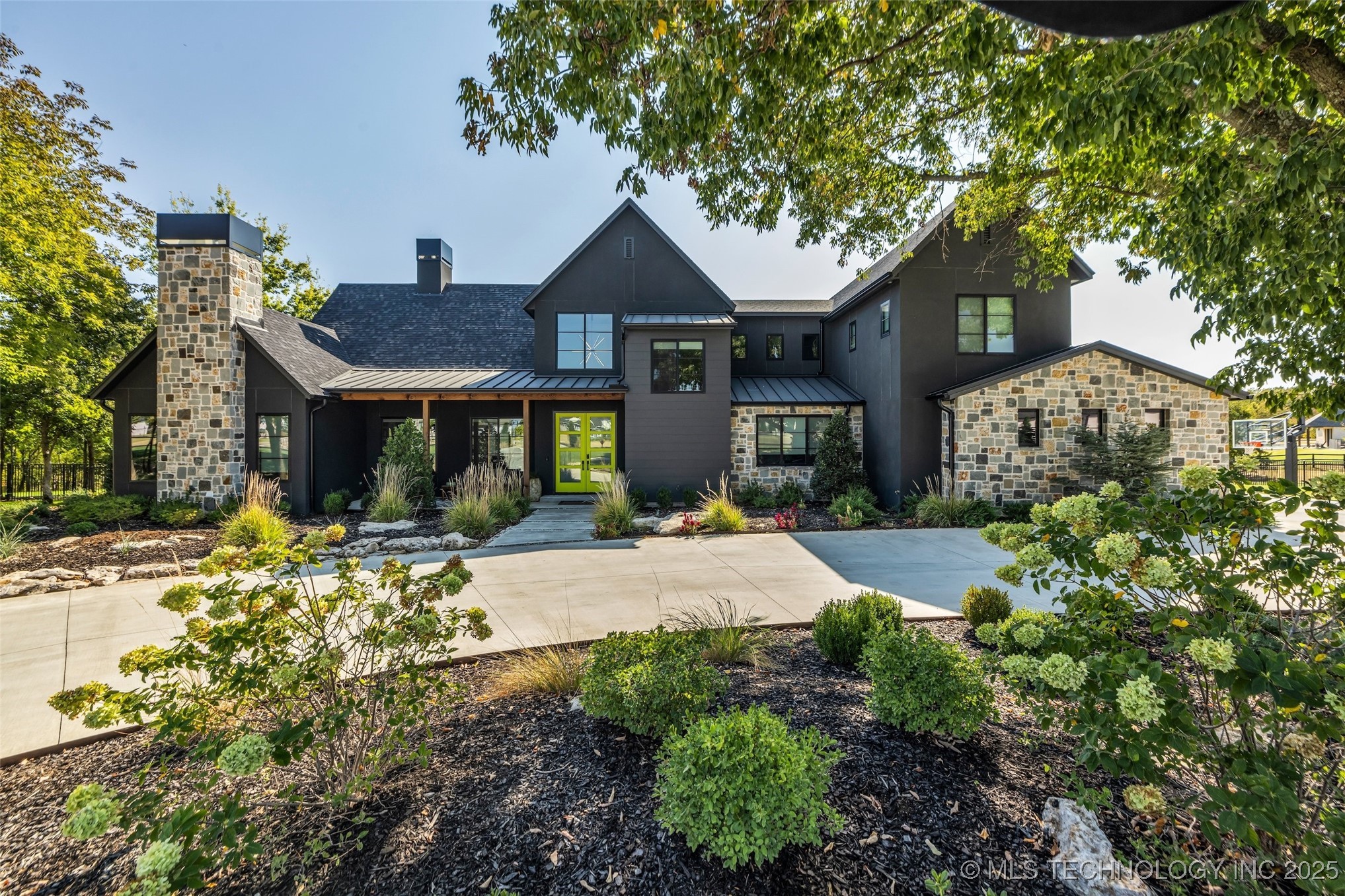 17120 E Sunset Ridge