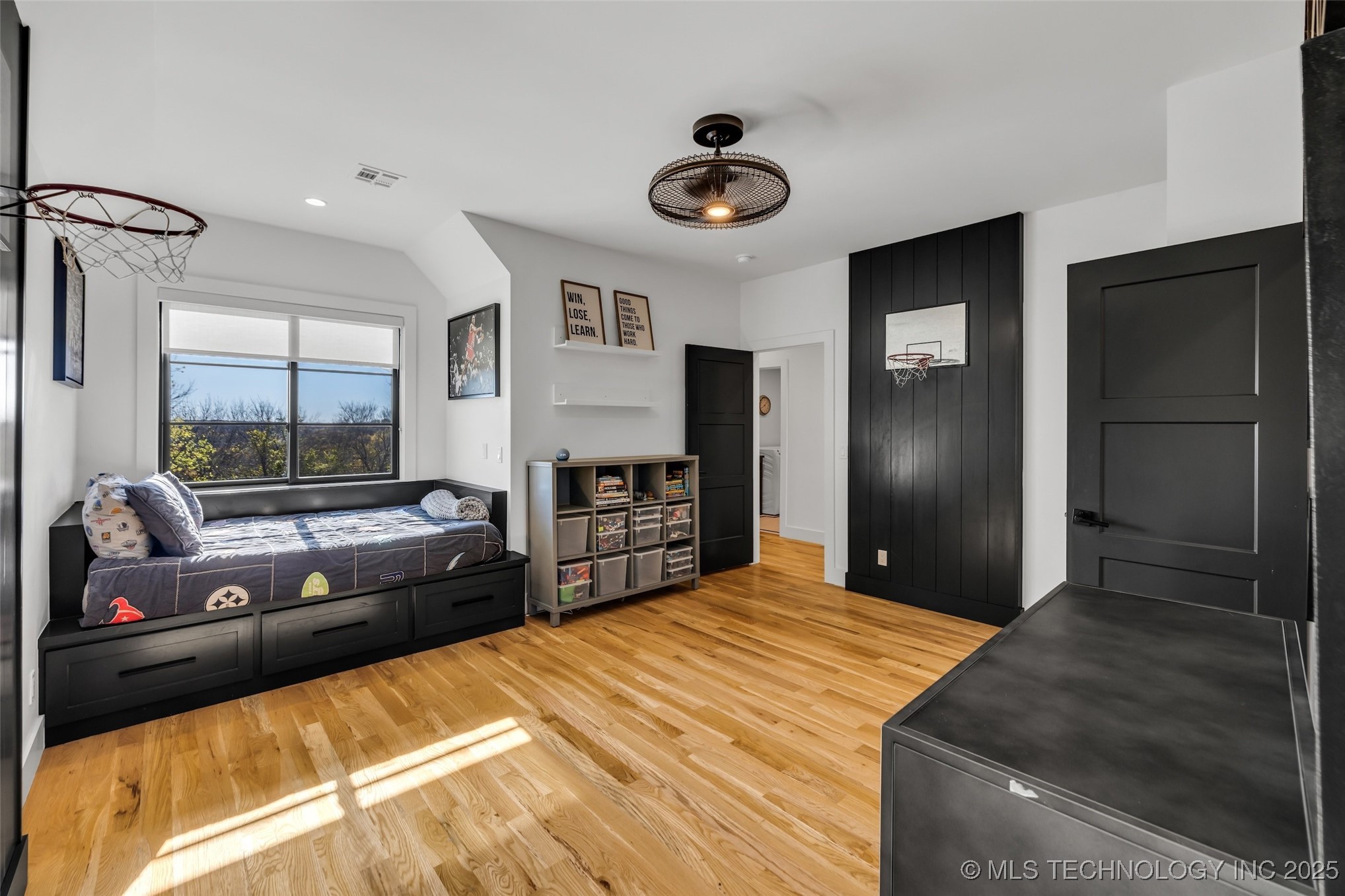 17120 E Sunset Ridge