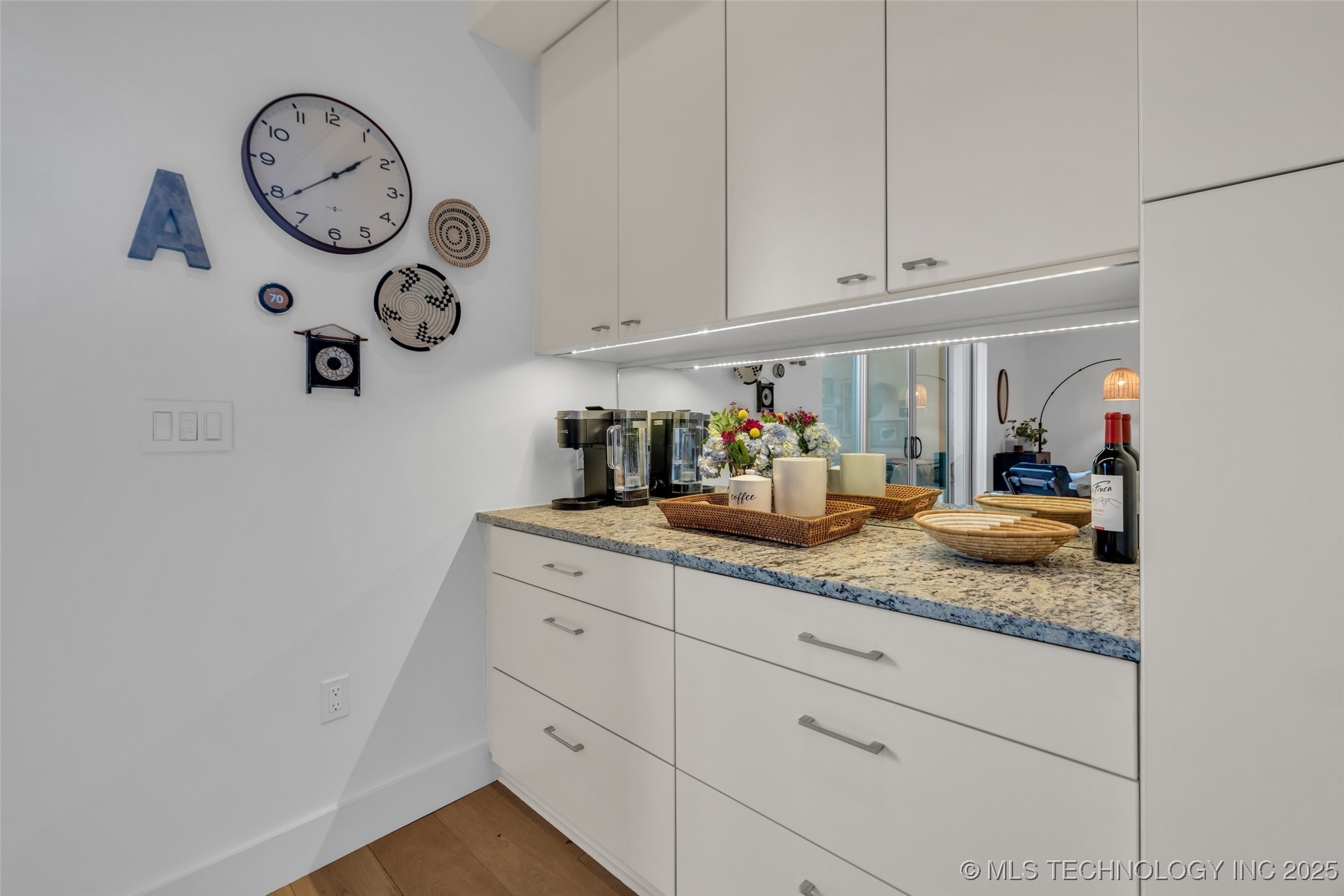 114 S Boulder Avenue 6