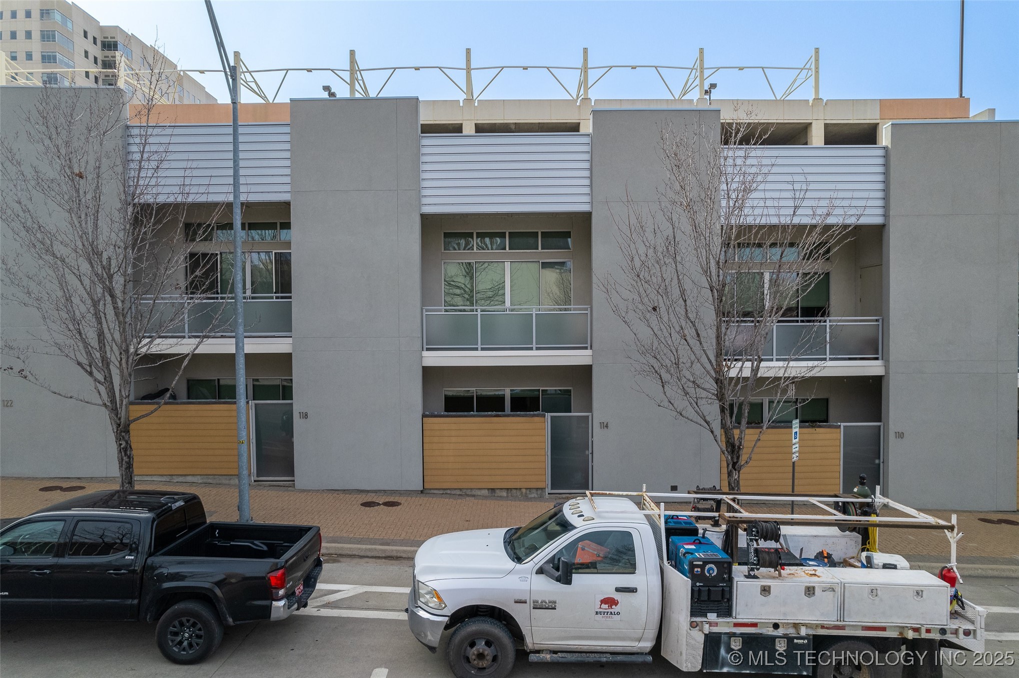114 S Boulder Avenue 6