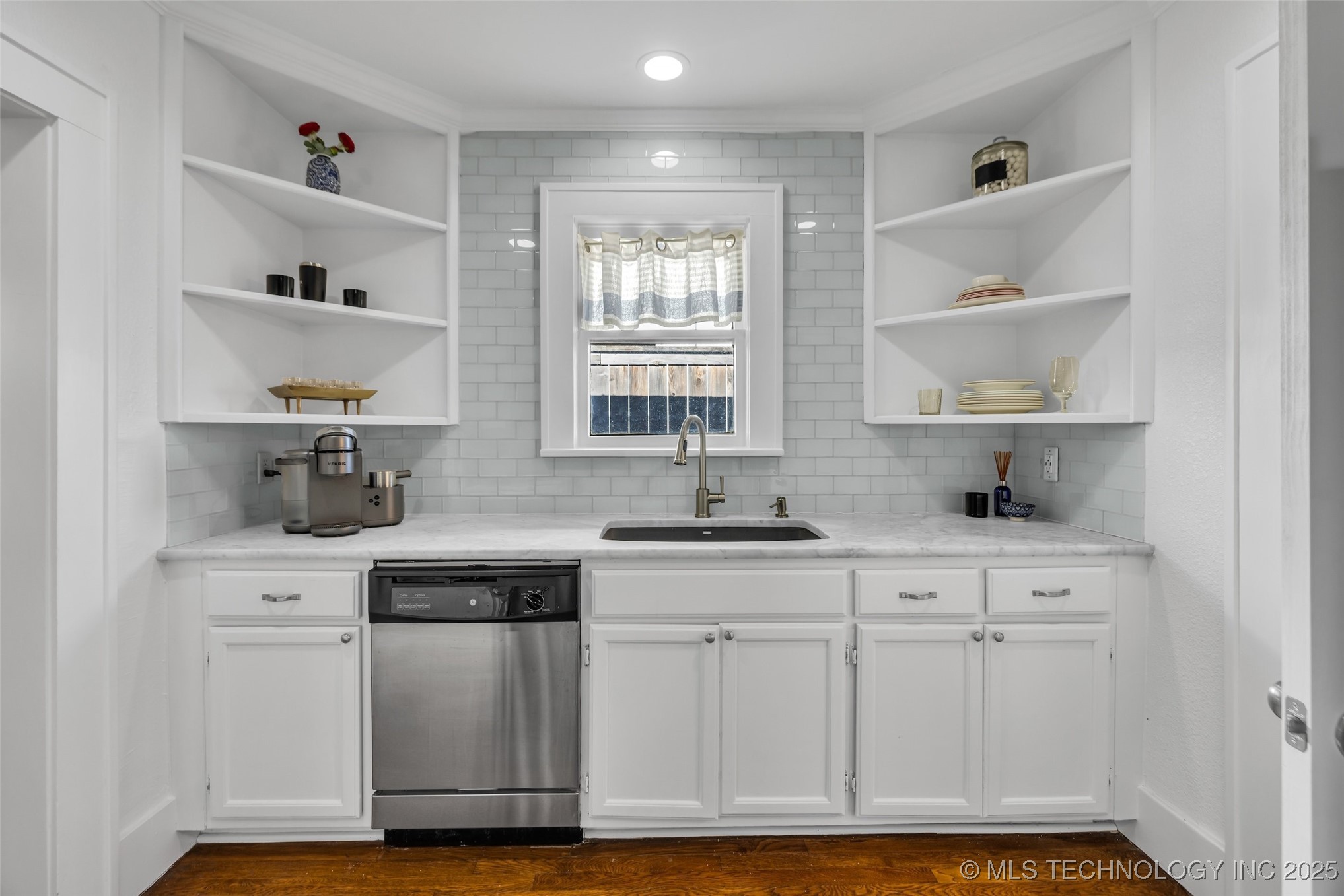 1519 S Trenton Avenue