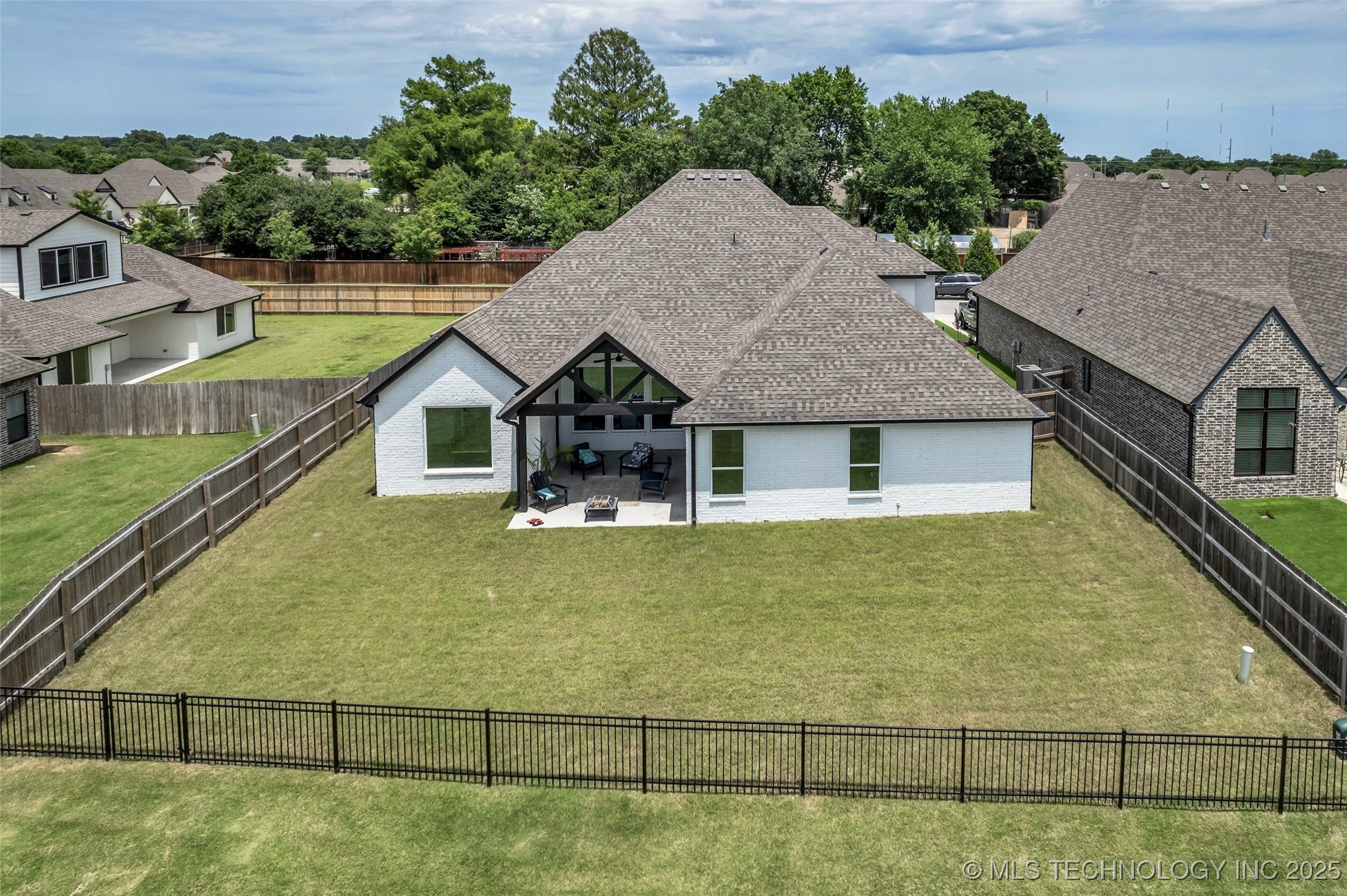 10214 122nd Street S