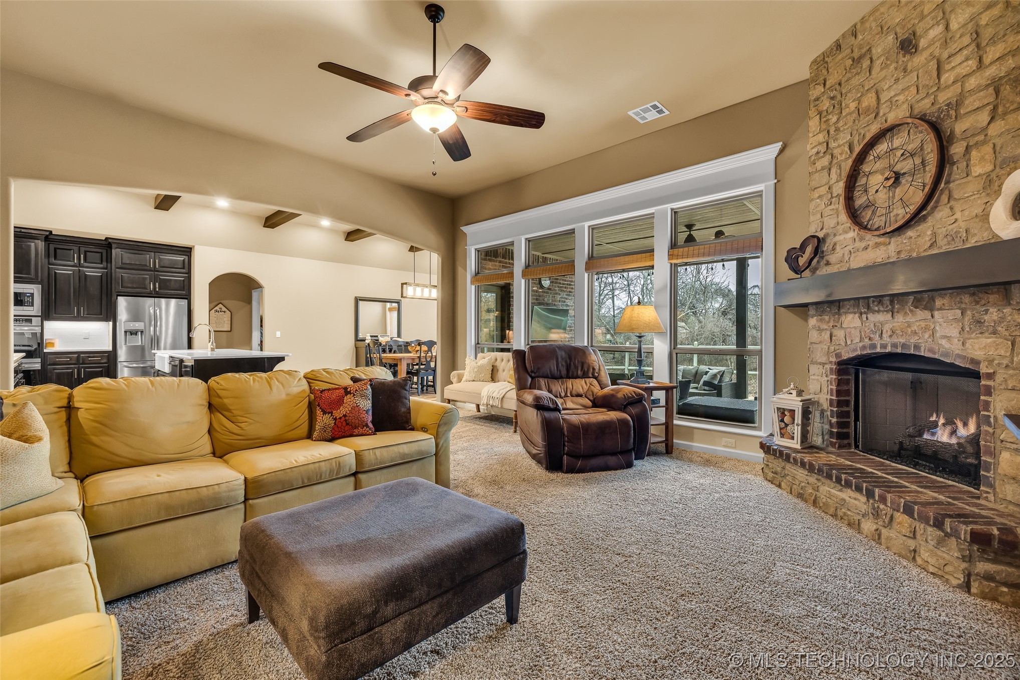 3317 W Delmar Street