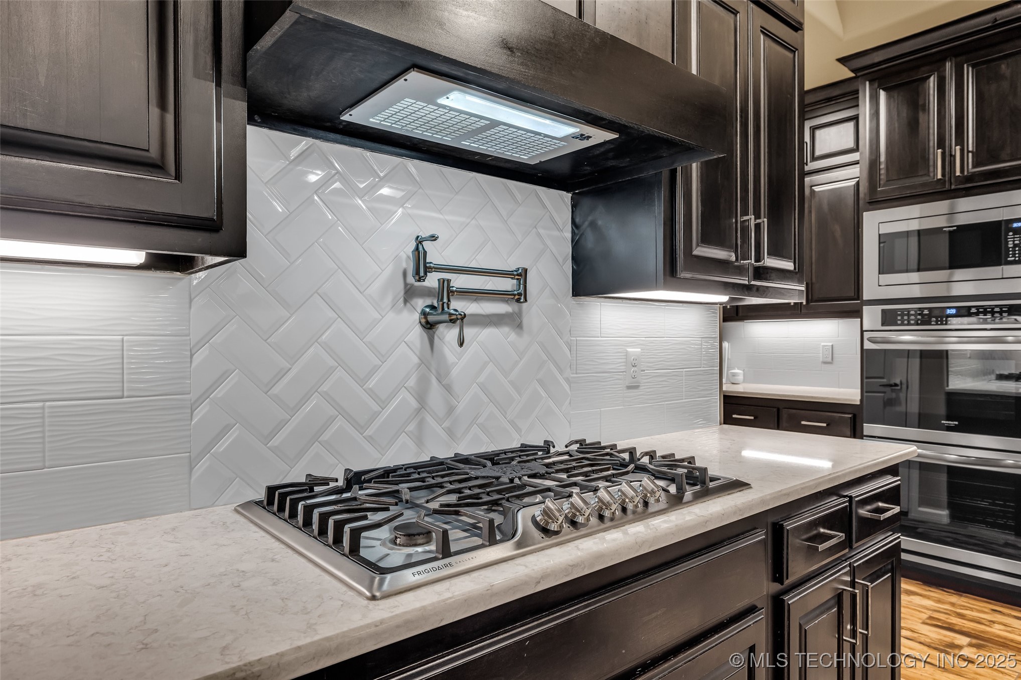 3317 W Delmar Street