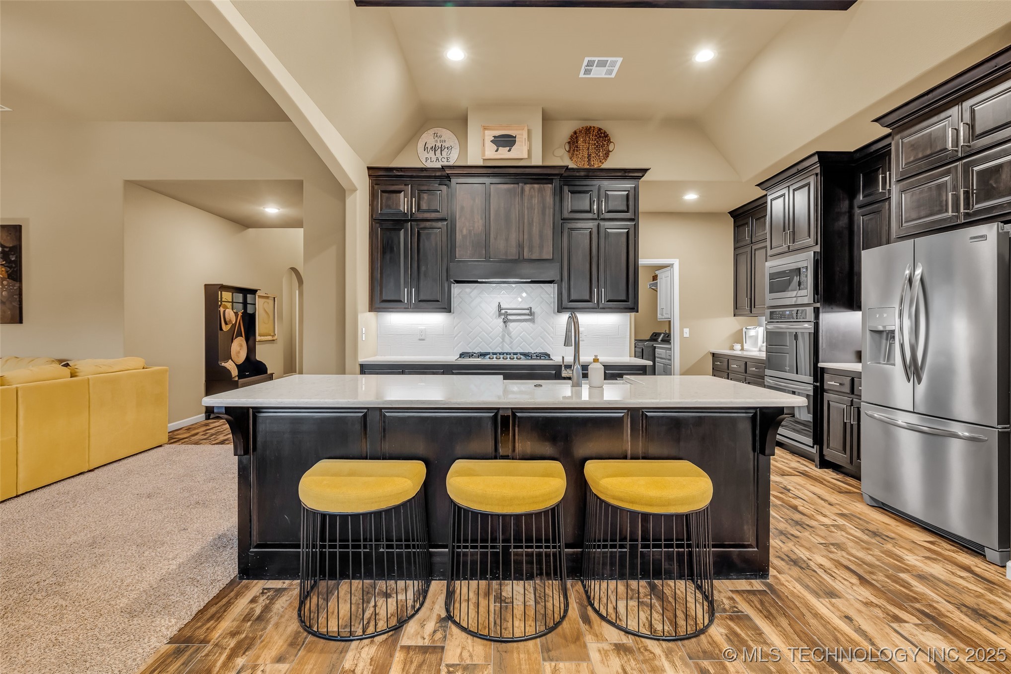 3317 W Delmar Street