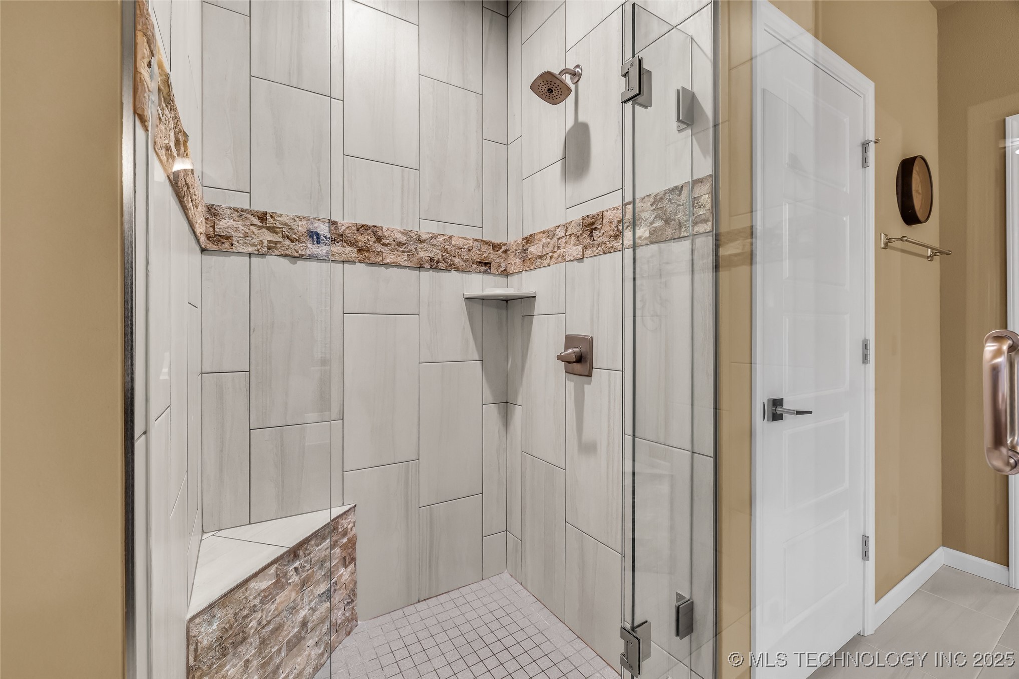 3317 W Delmar Street