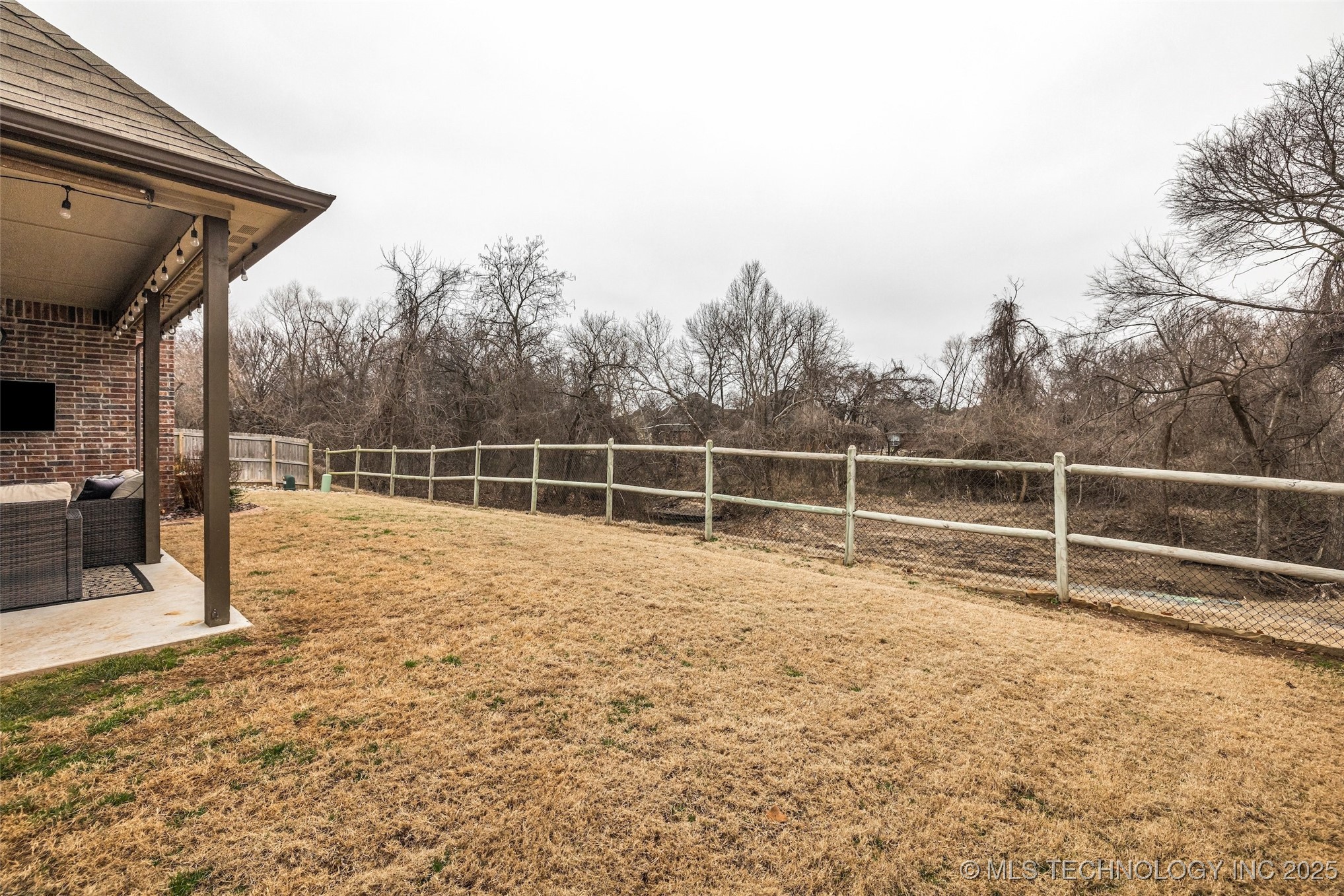 3317 W Delmar Street