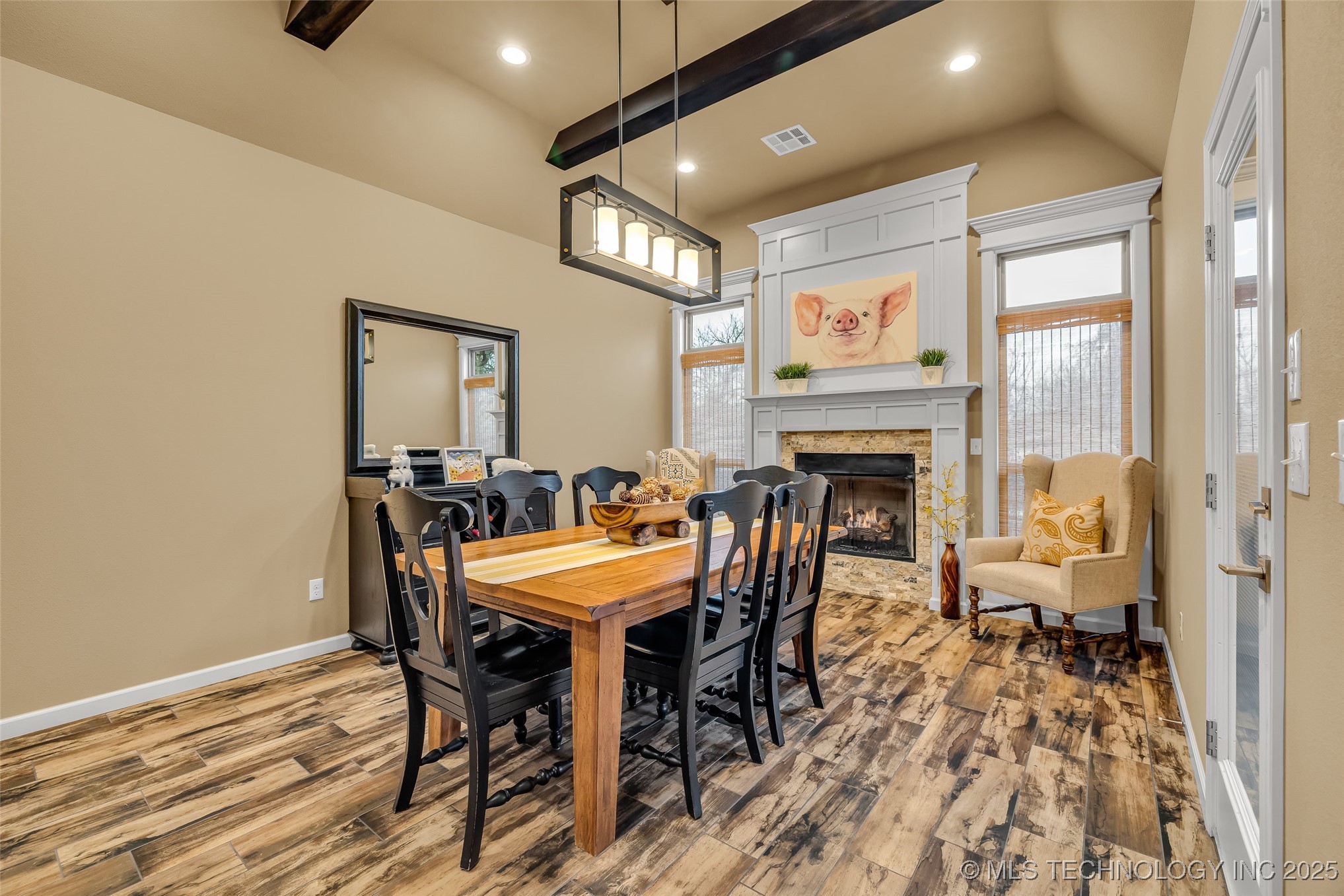 3317 W Delmar Street