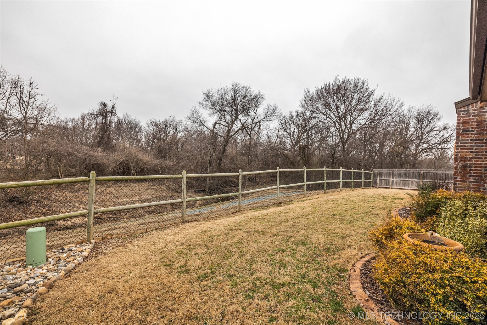 3317 W Delmar Street