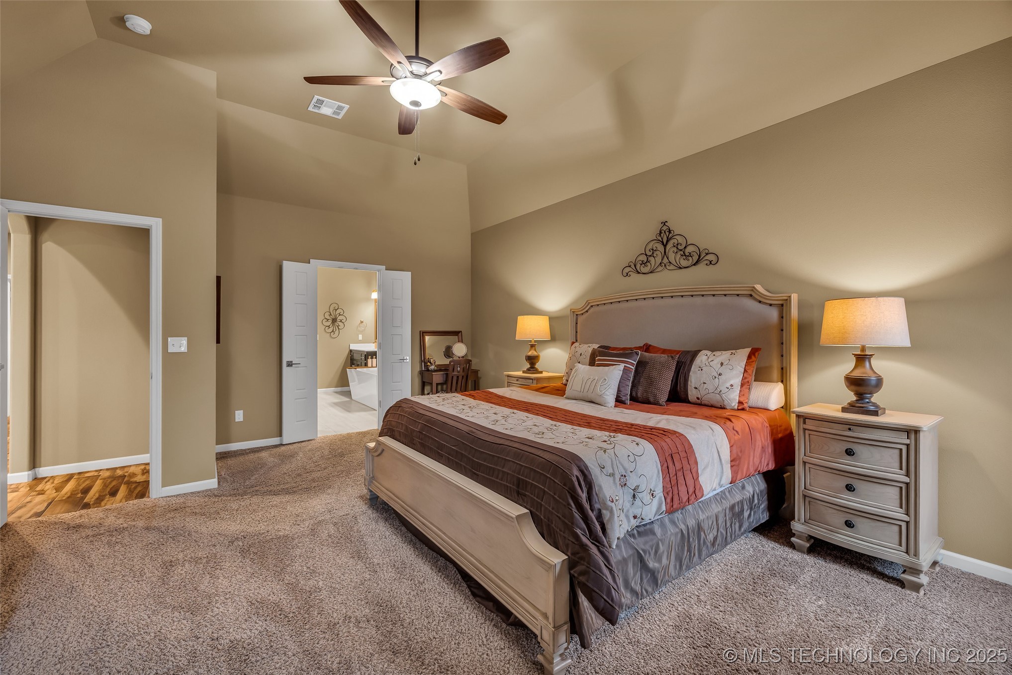 3317 W Delmar Street