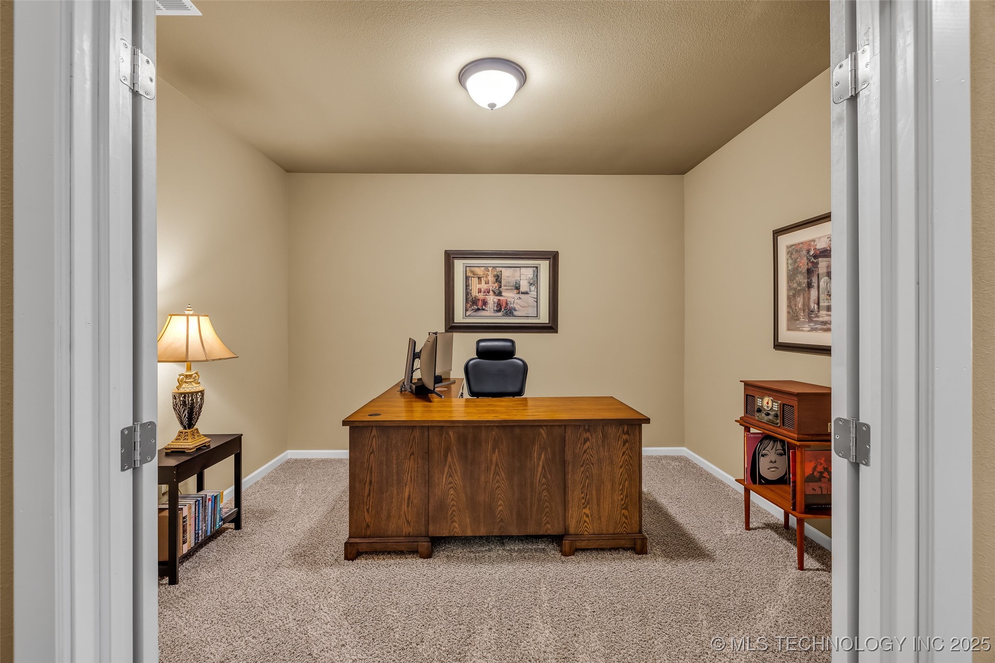 3317 W Delmar Street