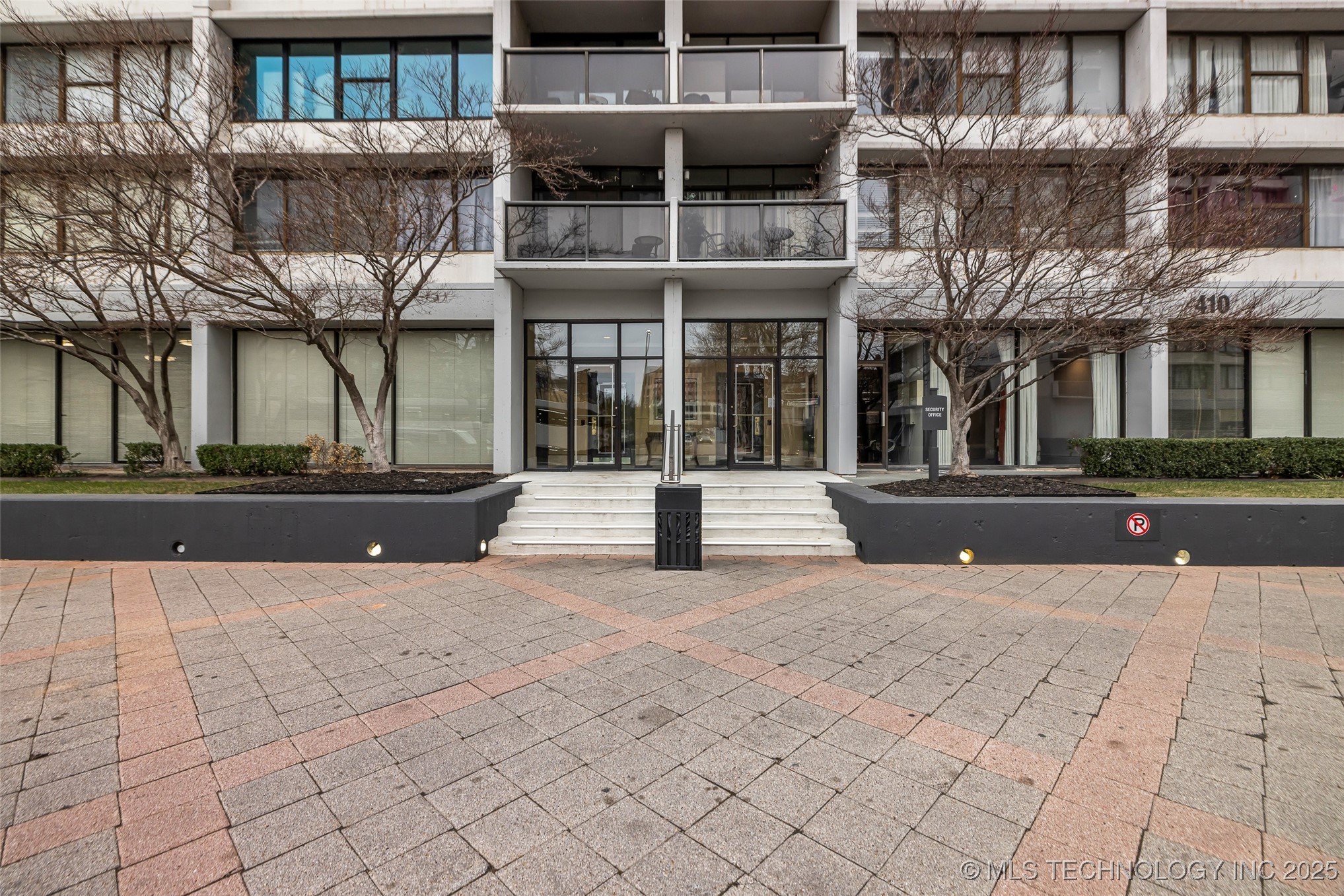 410 W 7th Street 924