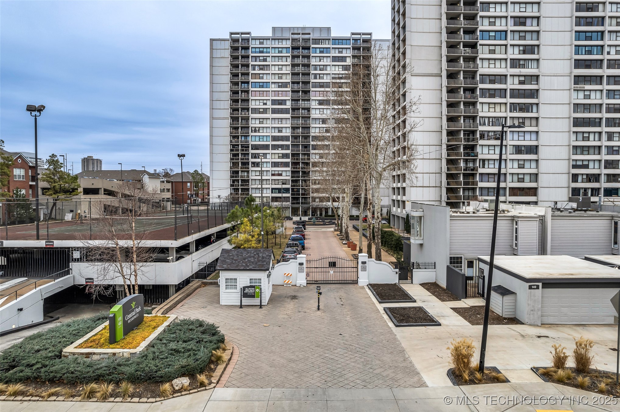 410 W 7th Street 924